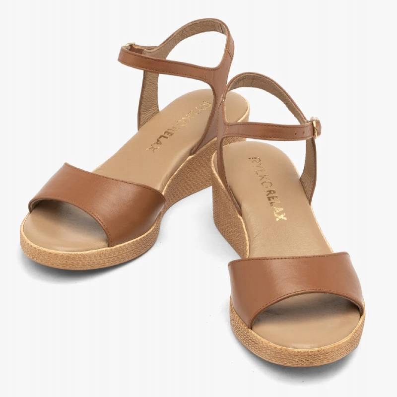 Ryłko 3MG15 V GD9 světle hnědé sandály vel. 39 koturna Kochland Sleva