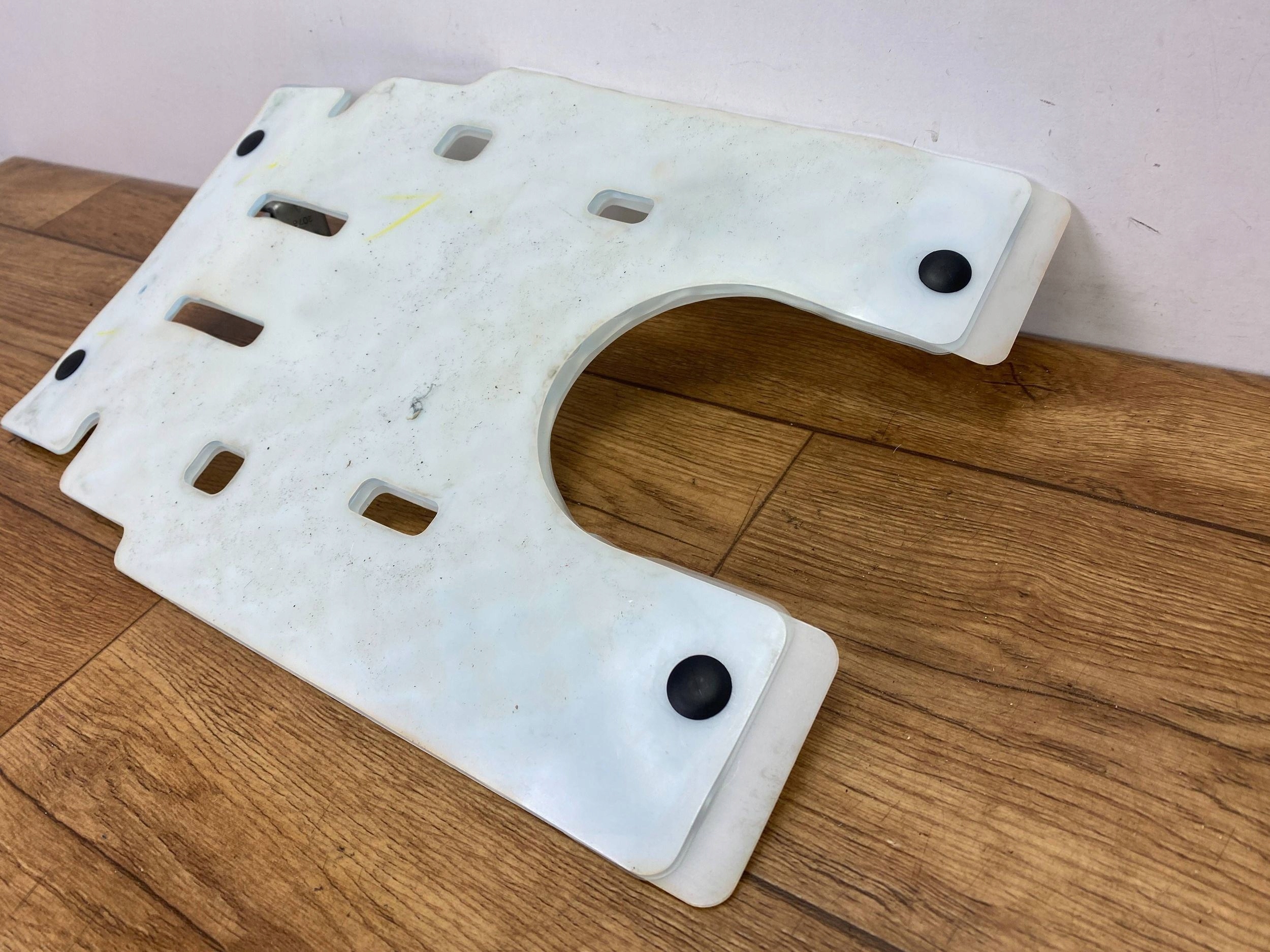 sensor obecnosci w fotelu Ford Maverick 2022+
