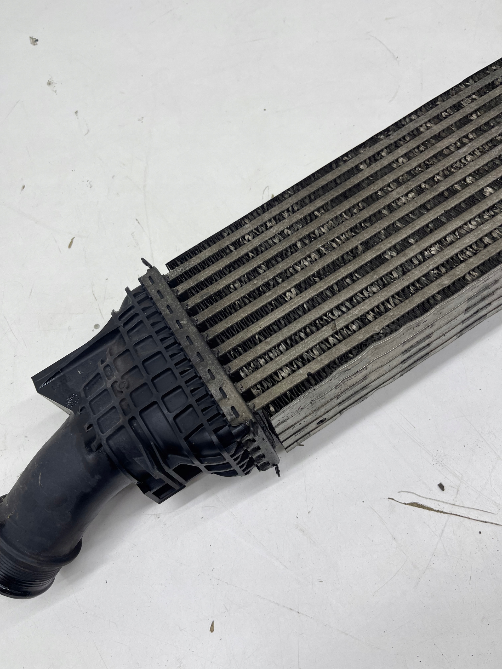 AUDI A4 A5 A7 A6 C7 2.0 TDI Kühler luft INTERCOOLER CALY Original!