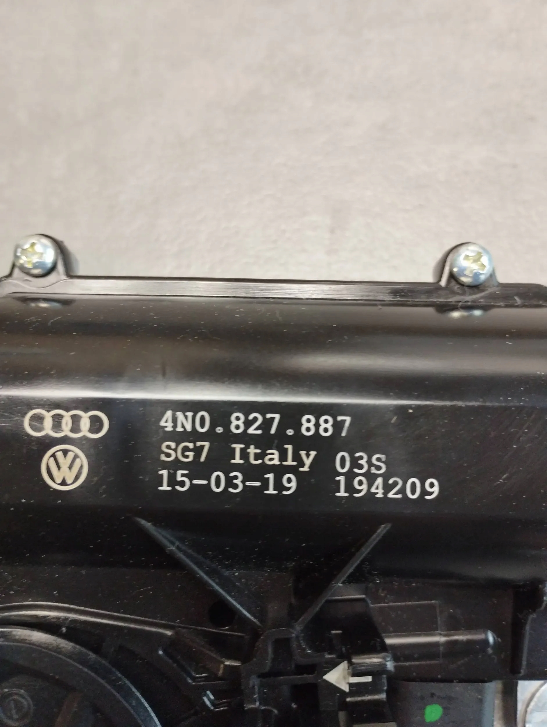 Audi A8 4N D5 LONG DOCIAG heckklappe heck 4N0827887