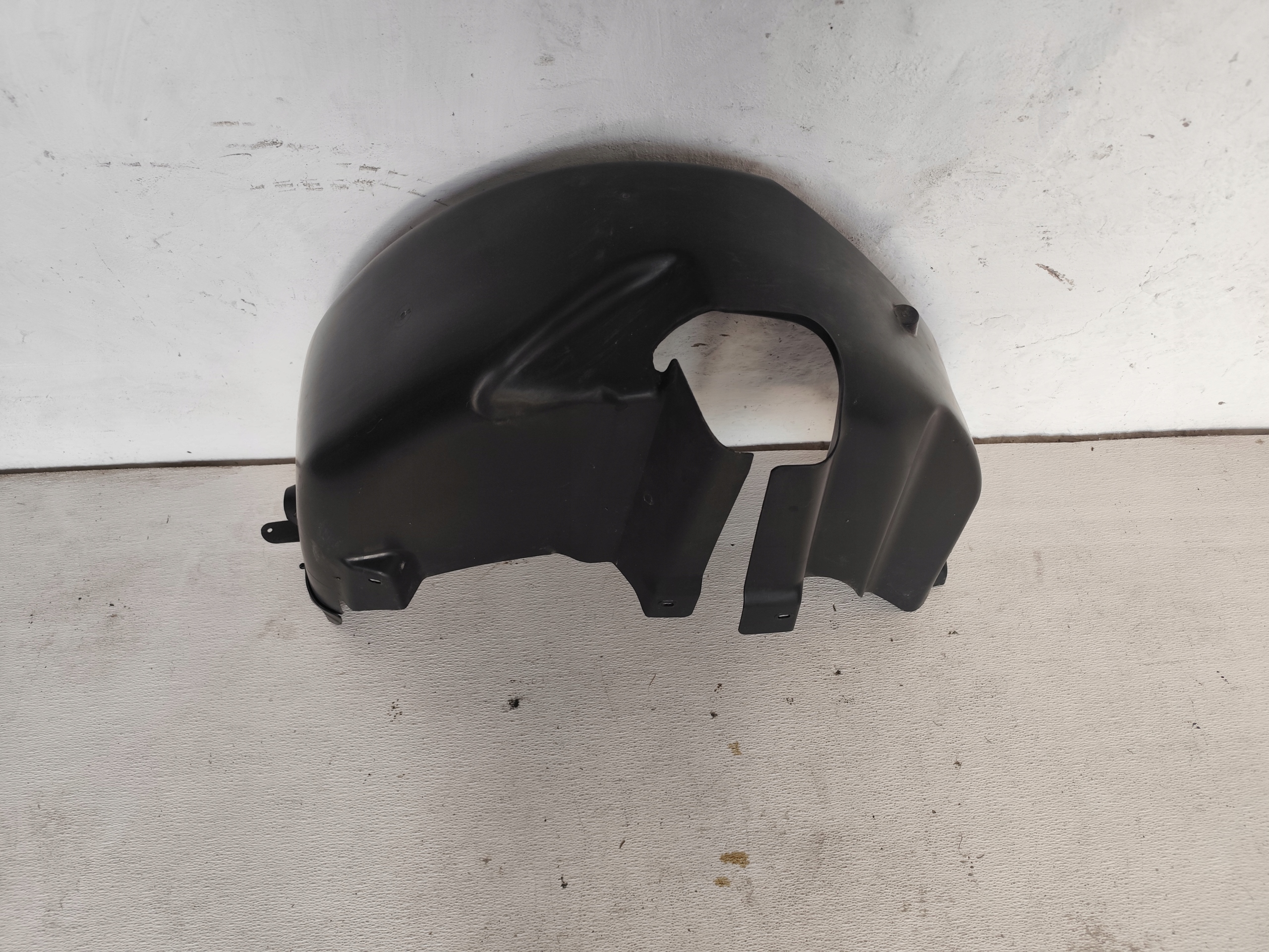 SKODA FABIA III 2015 HB mudguard rear. right