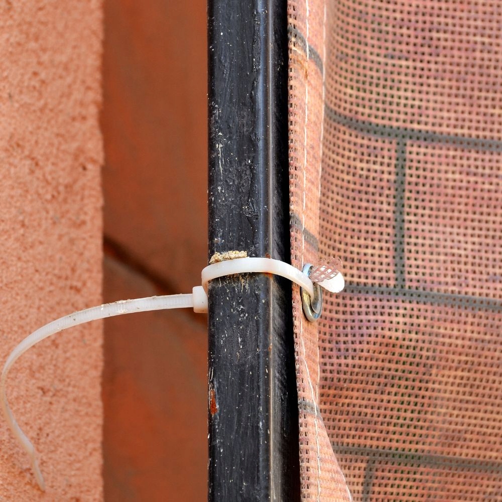 Opaski kablowe zaciskowe BARDZO MOCNE 2,5x200 naturalne trytki ERKO Materiał tworzywo sztuczne