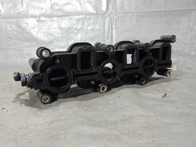 KOLEKTOR SSĄCY LEWY AUDI A6 C6 3.0 TDI 059129711T Producent części Inny