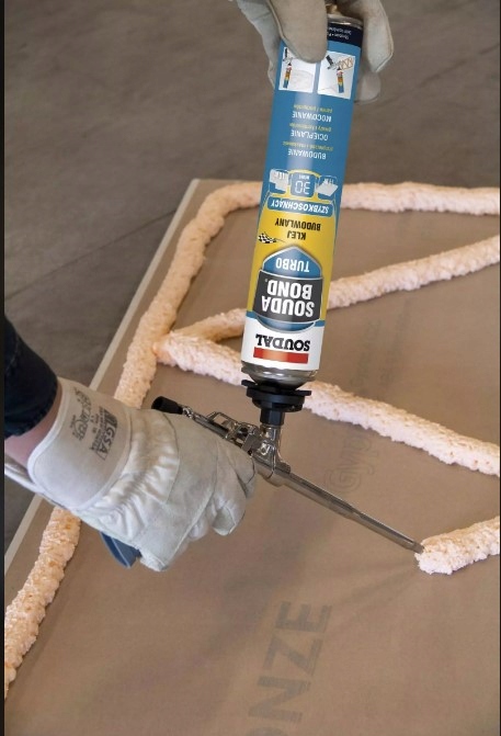 Klej uniwersalny Soudal 750 ml Marka Soudal