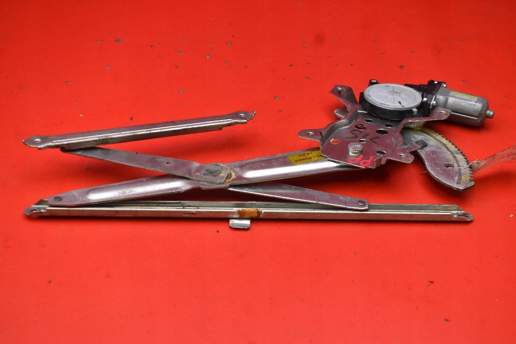 window regulator right front EU 83560M75J00 NISSAN PIXO D31S 08-13
