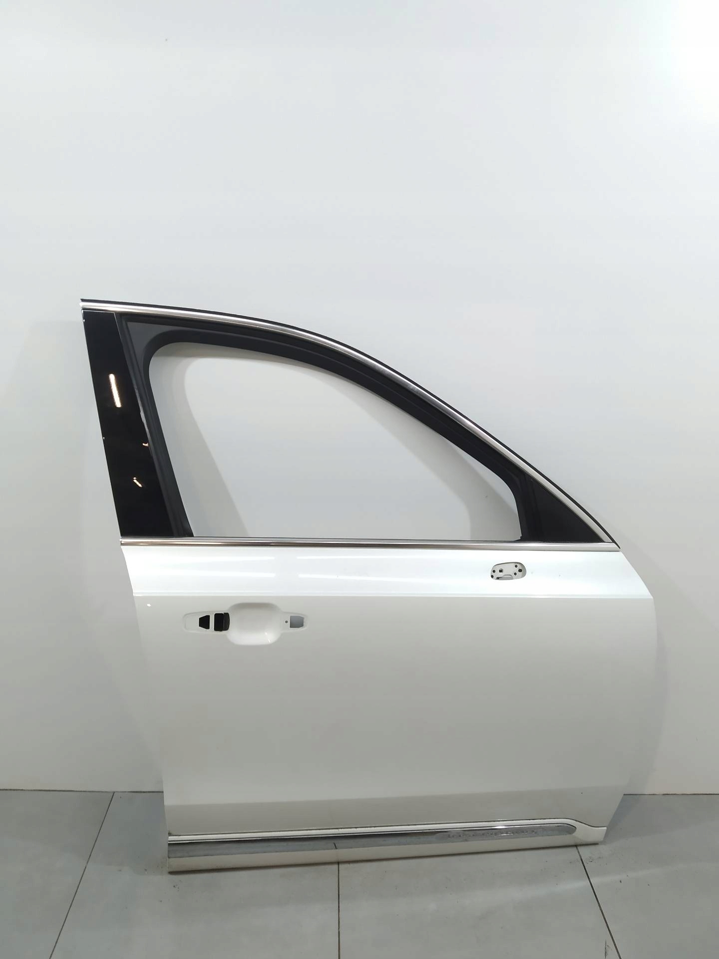 door right front 707-46 Volvo XC 90 II (2015- )