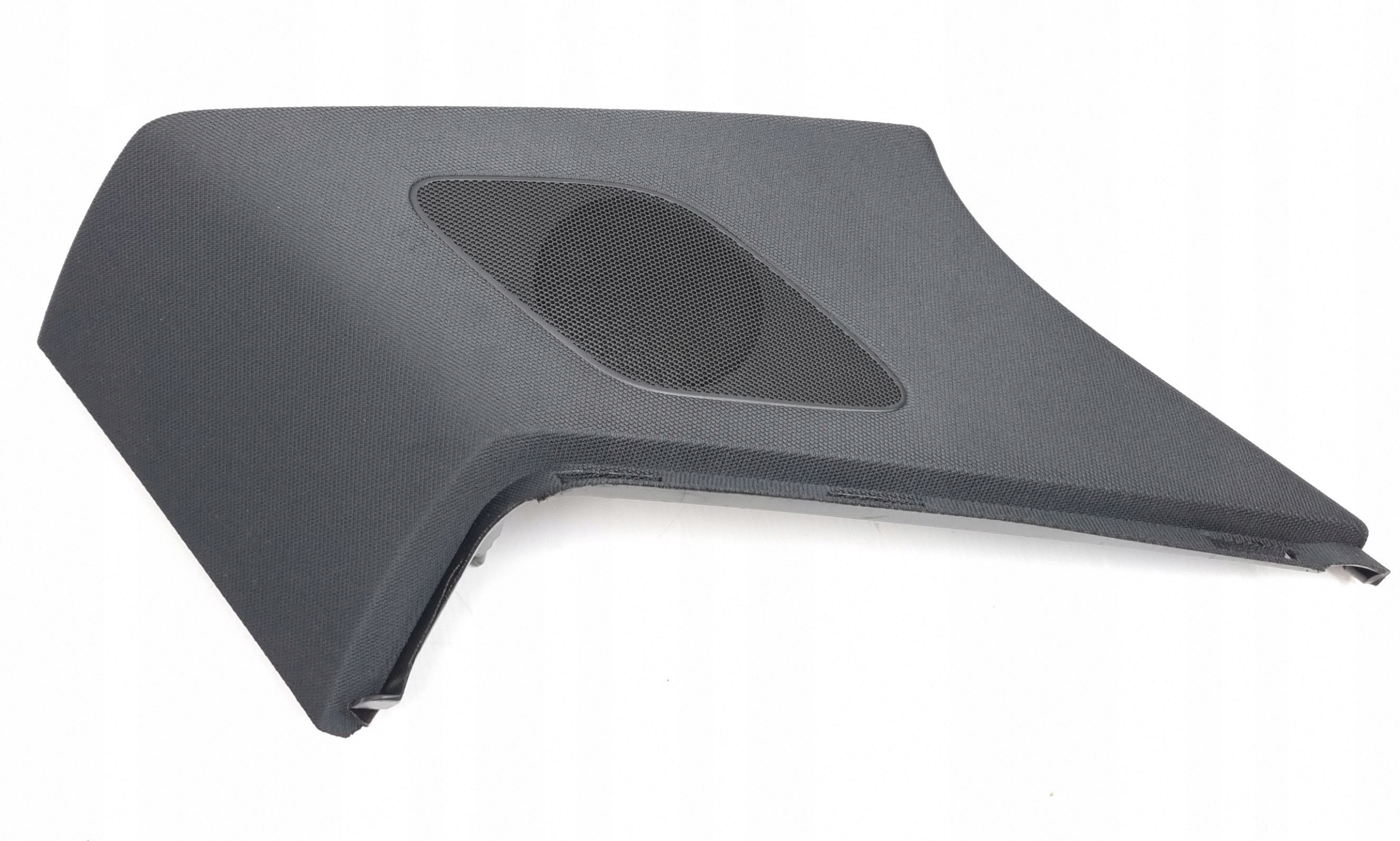 Обшивка стойки правая Audi E-Tron 4ke867246a 3GX