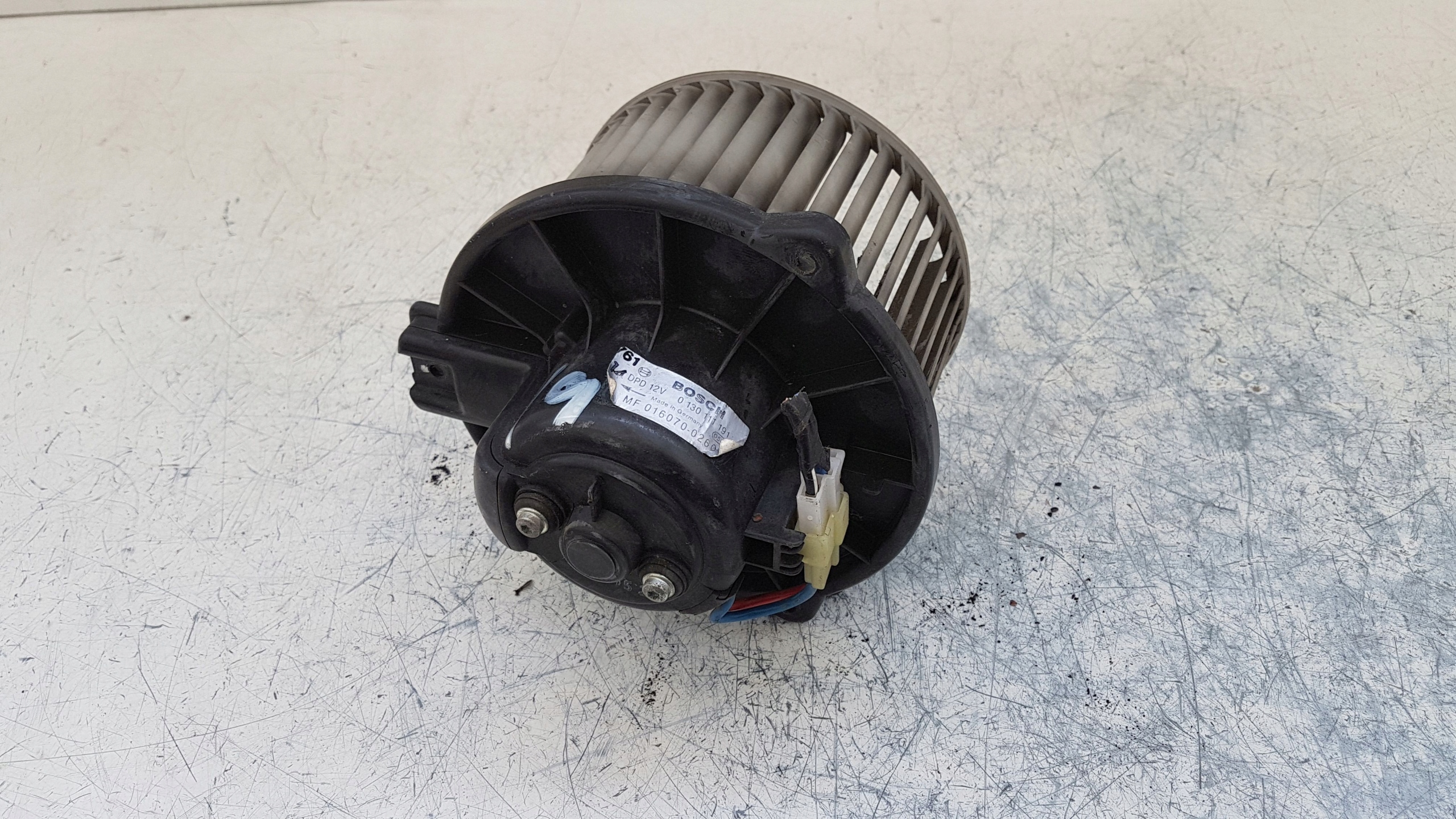 DMUCHAWA NAWIEWU MITSUBISHI CARISMA 97R EU Typ samochodu Samochody osobowe