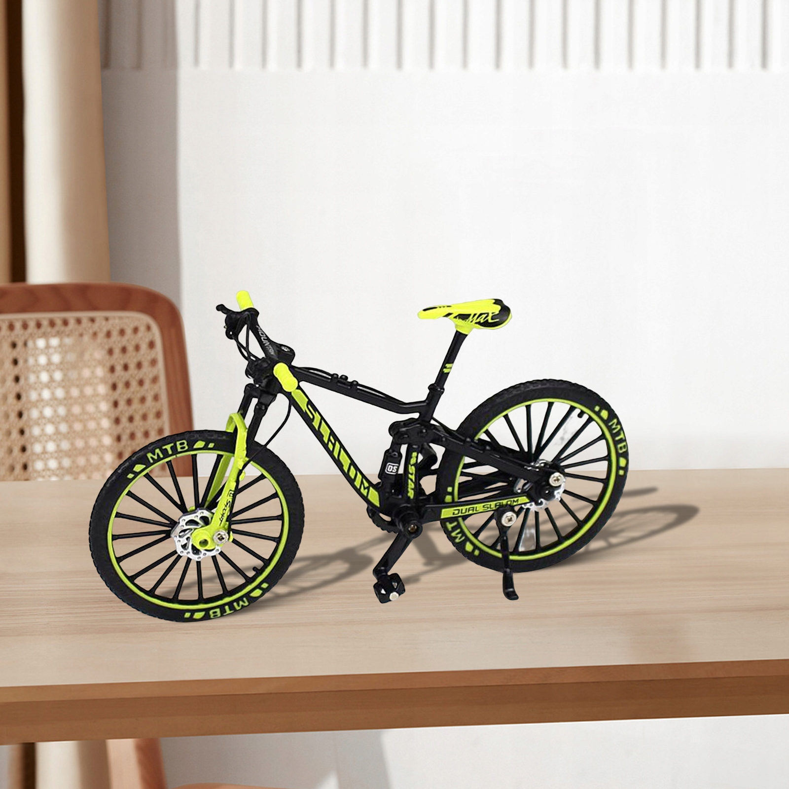 Mini model górski Model roweru na palec Stop 1:10 Model pojazdu 3D Chłopiec zielony Model universal