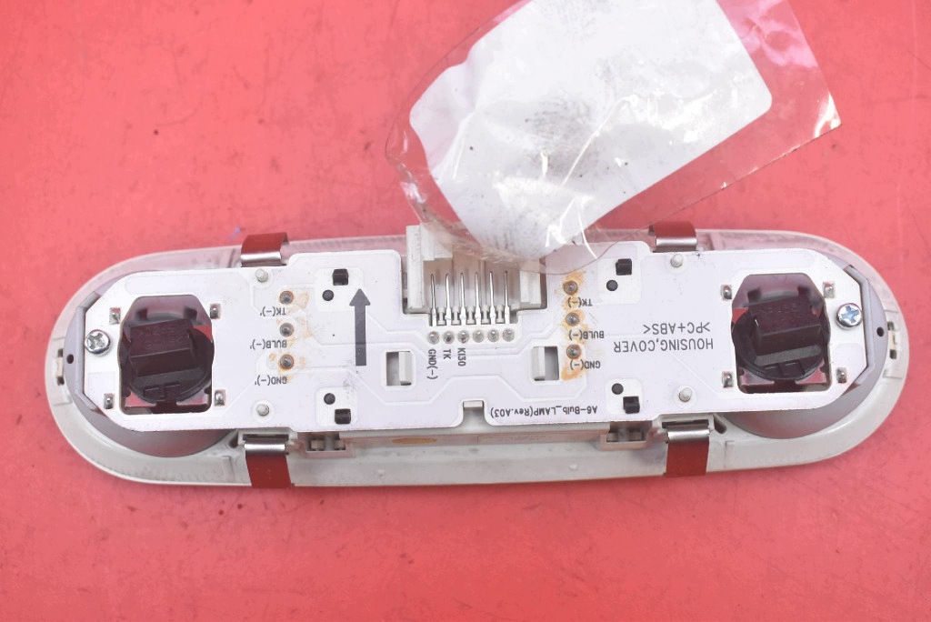 feu lumière interne arrière 4G0947111 AUDI A6 C7 10-14