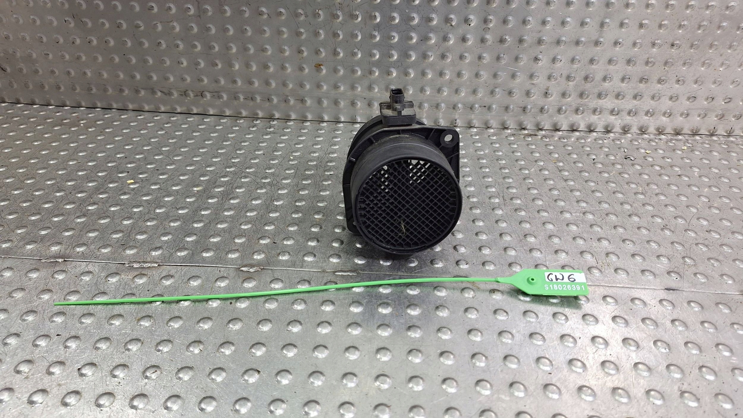 flow meter air 0281002956 AUDI A4 B8 A5 8T A6 C7 2.0 TDI