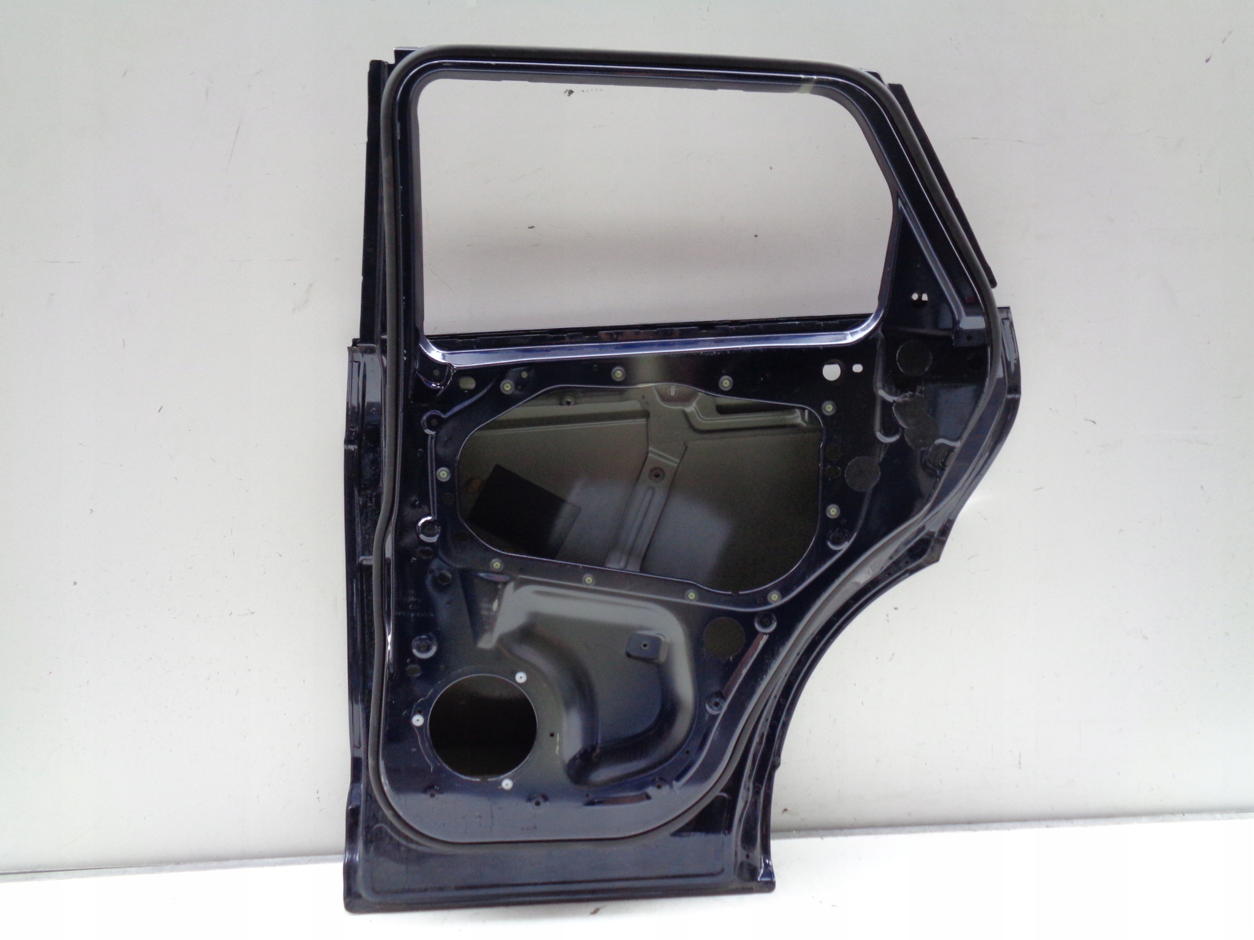 door right rear. RANGE ROVER EVOQUE II 19- NR 36998