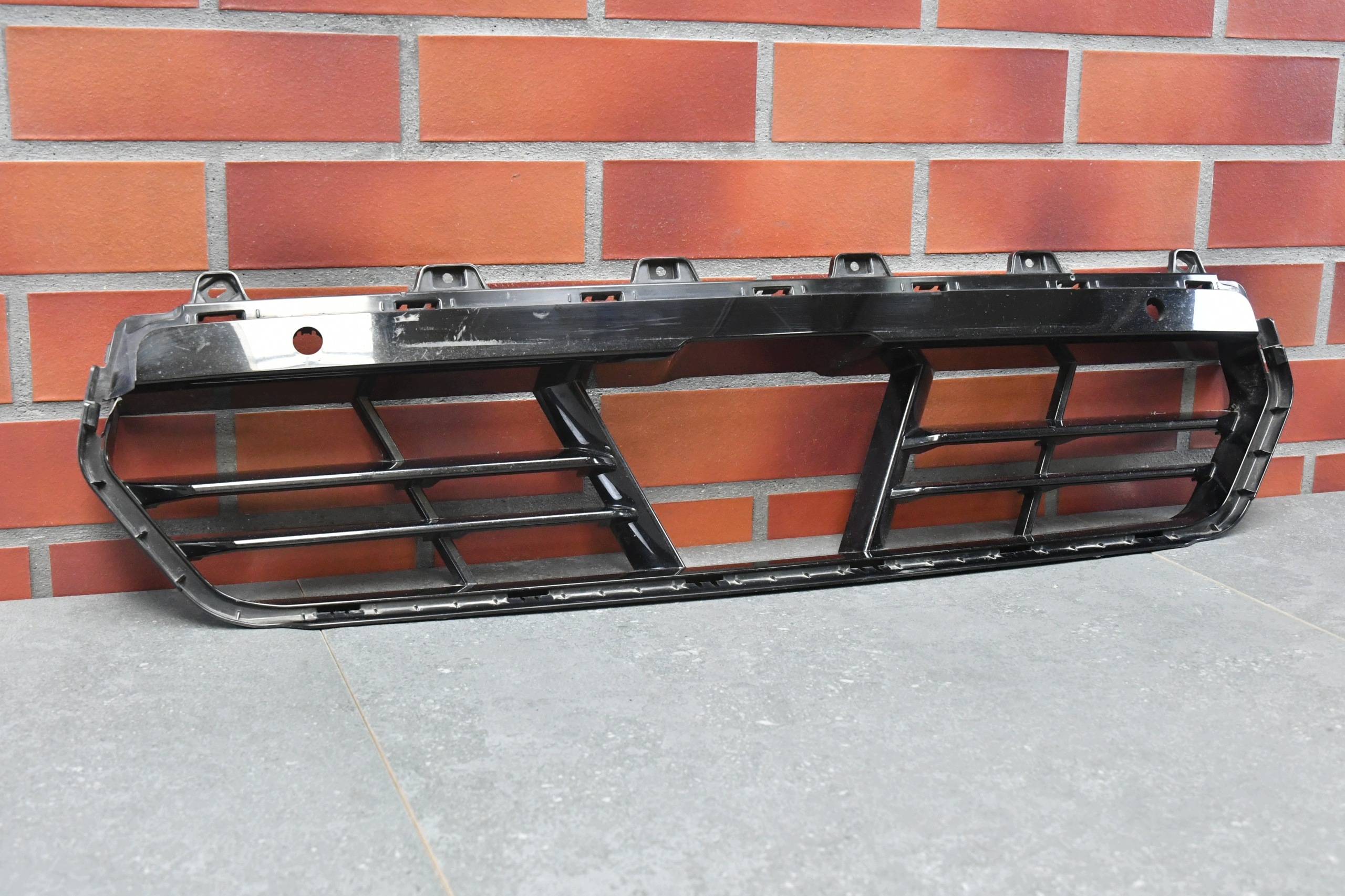grid of a bumper central BMW 2 G42 m-packet RADAR ACC