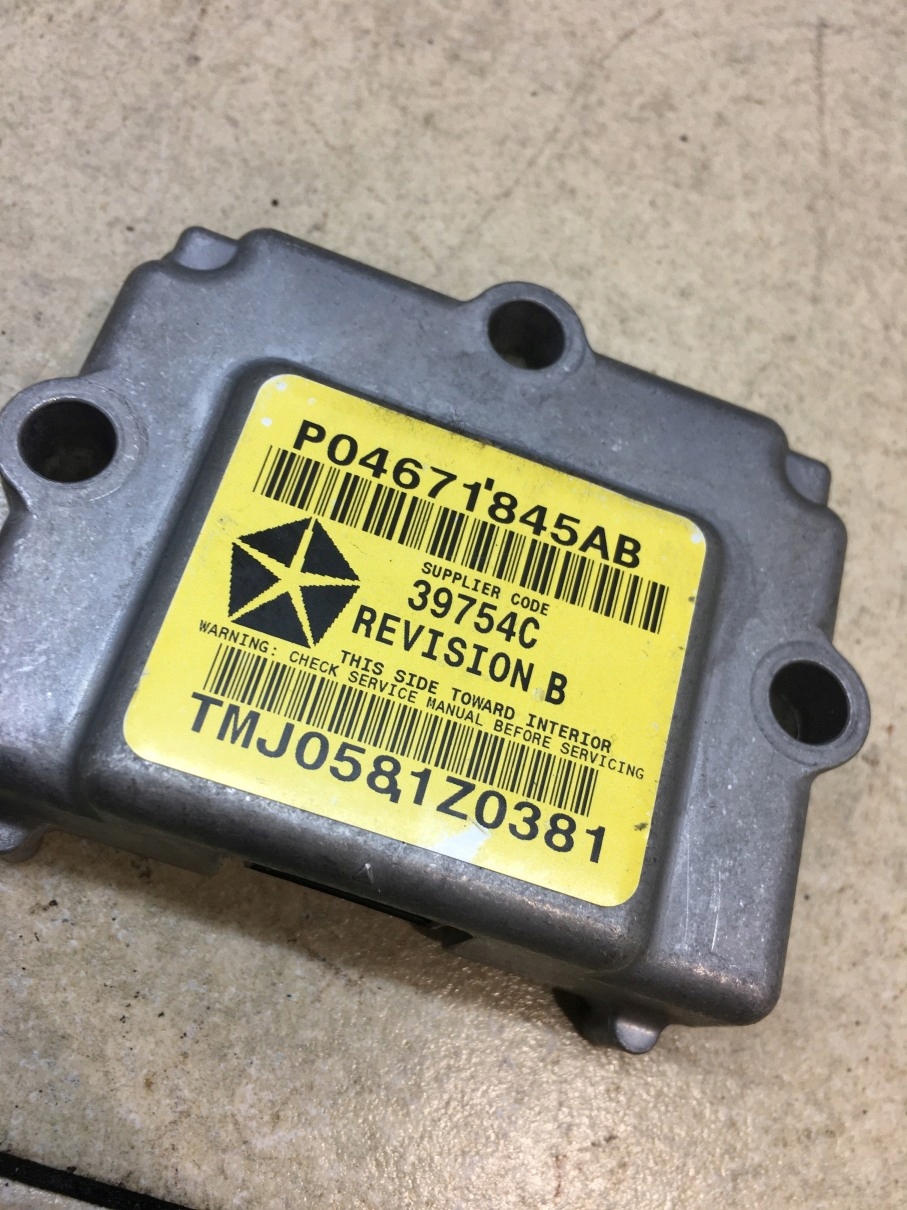 Crashsensor Drucksensor PT CRUISER P04671844AB