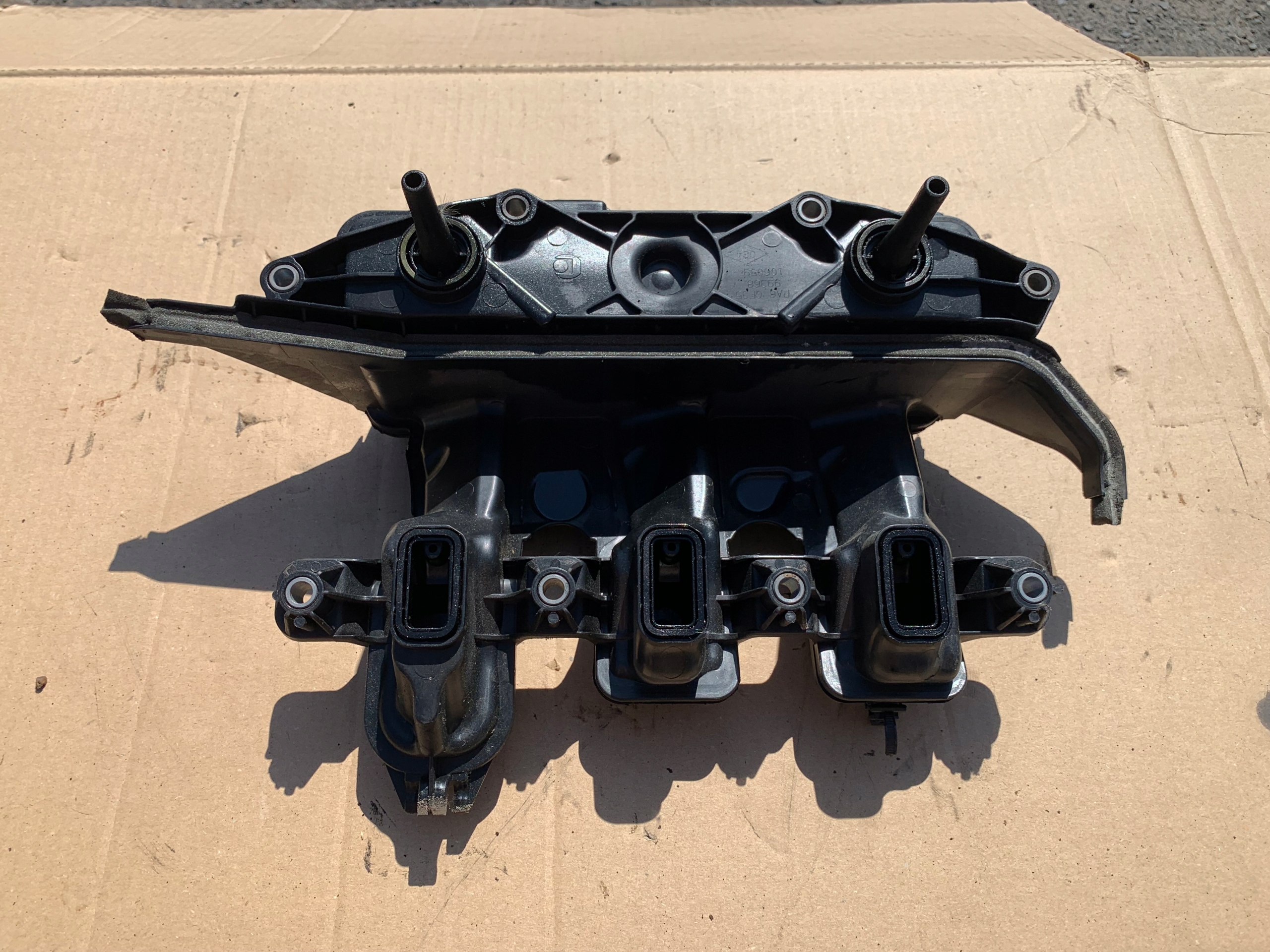 коллектор Впускный renault TRAFIC III 99368106059