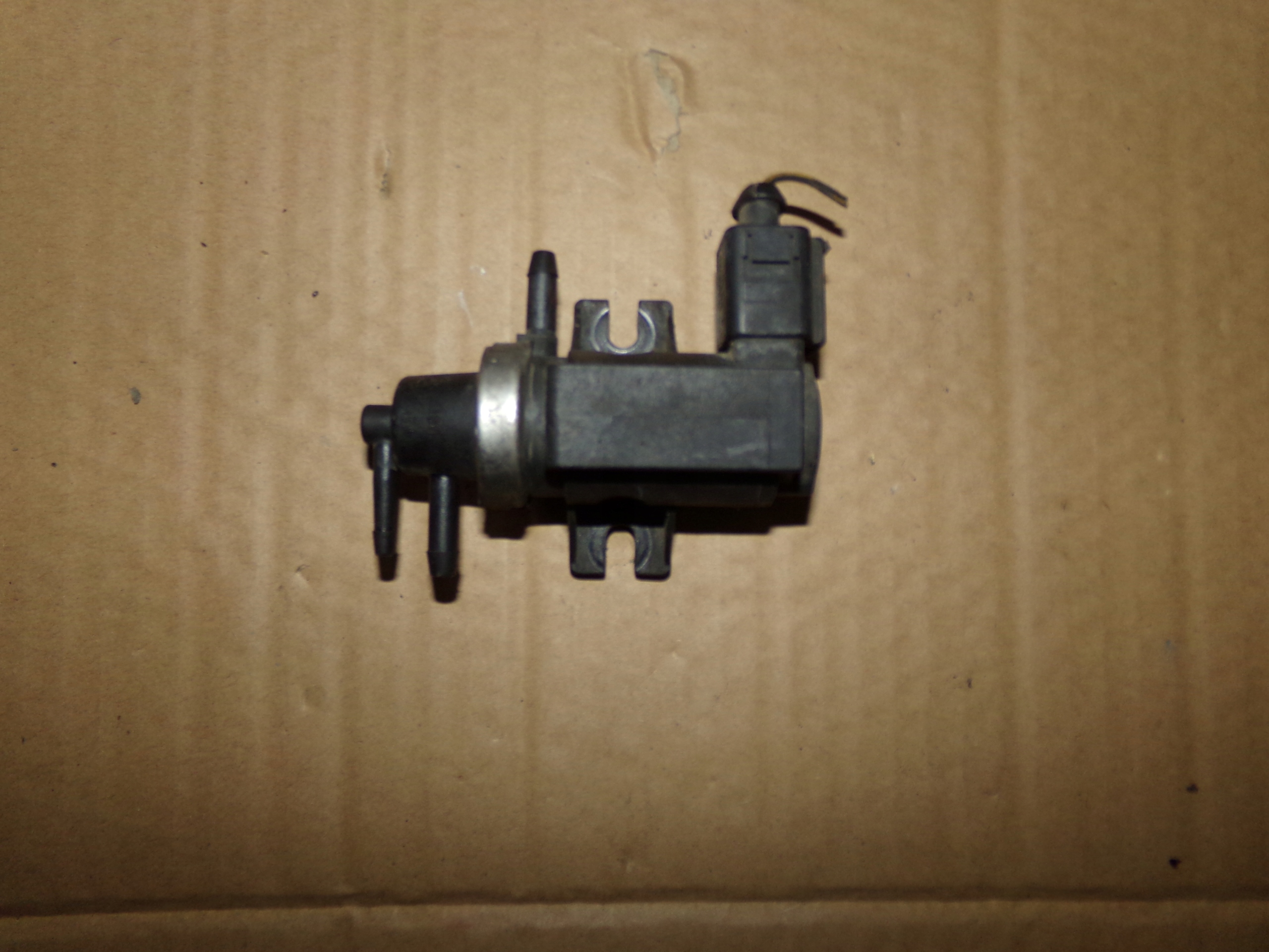 ZAWÓR CIŚNIENIA 1J0906627 TOLEDO II LEON 1.9 TDI