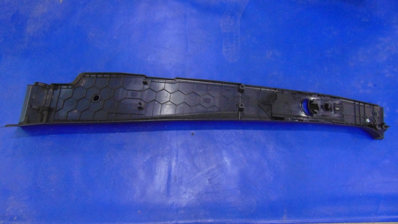 cover side SLUPKA right MERCEDES SPRINTER W907 W910 18-25R