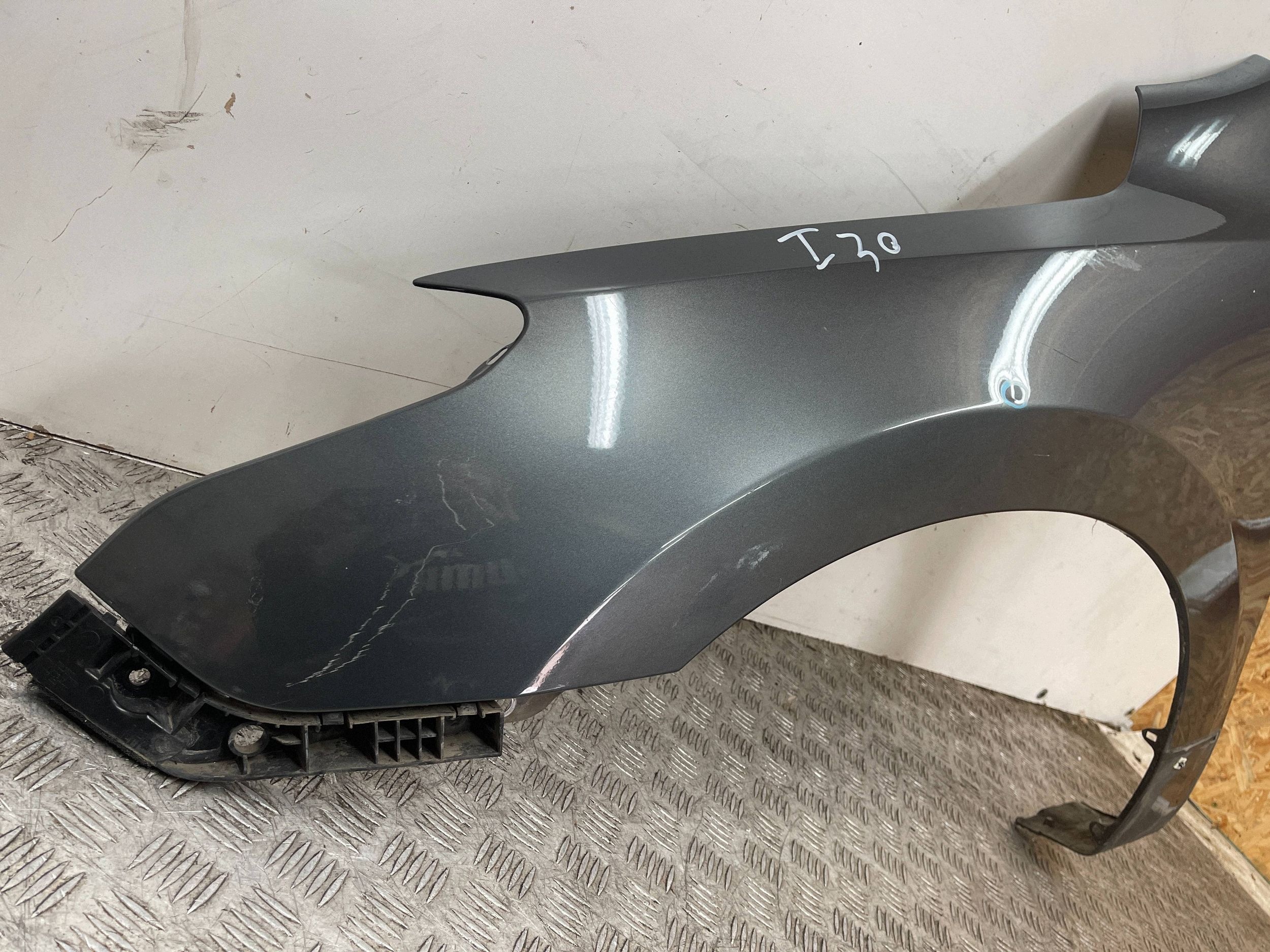 fender front front left HYUNDAI I30 1 and LIFT 10- 9A