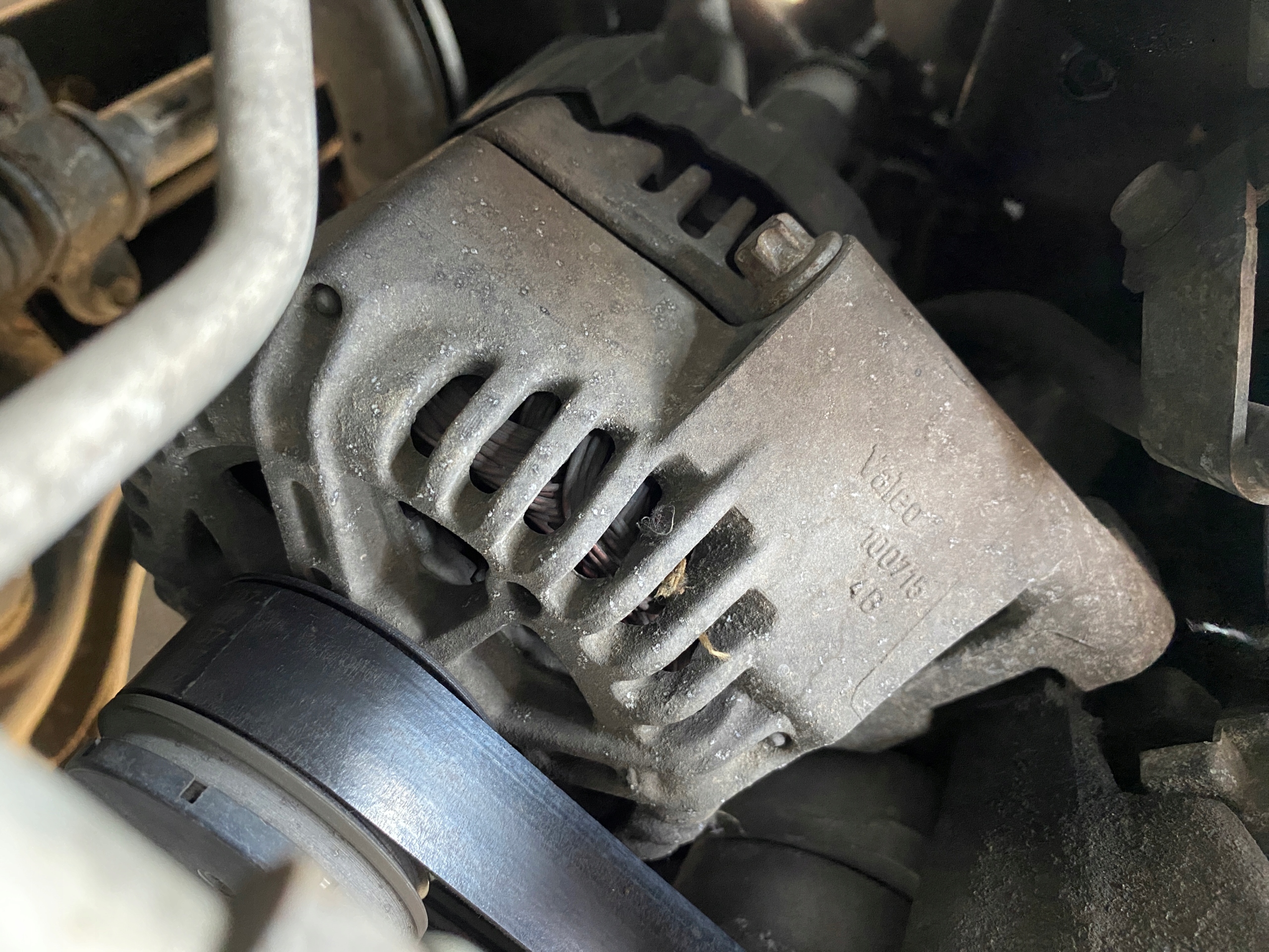 Suzuki Swift 3 III 05-15 alternator 1.3 DDiS