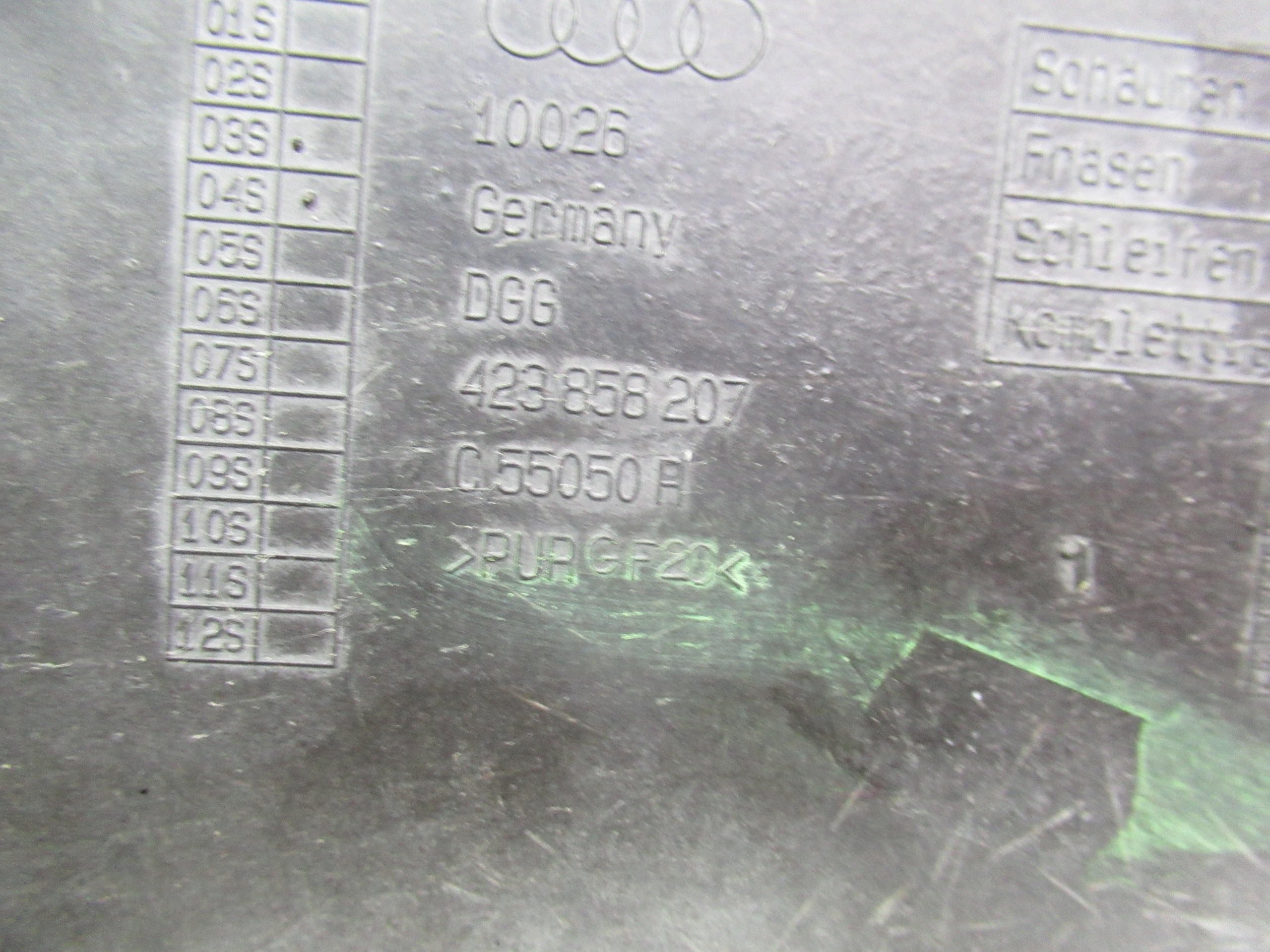 Audi OE 423858207