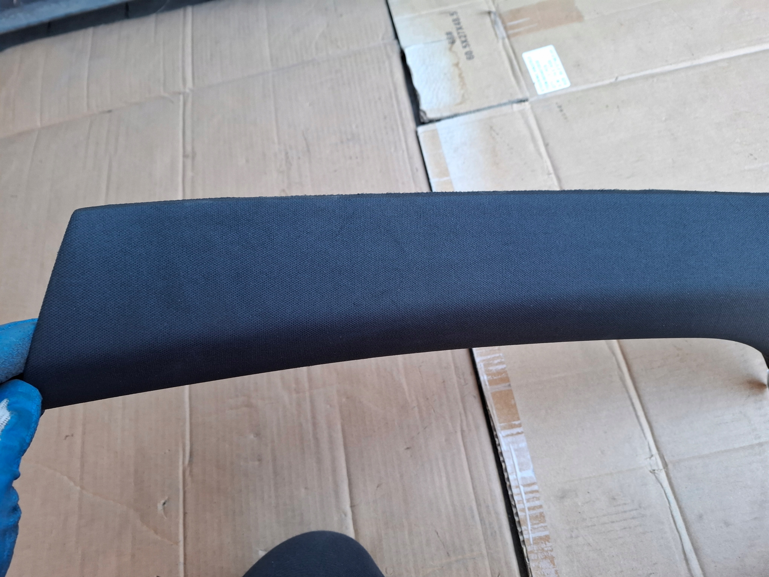 side cover slupka A left PORSCHE CAYENNE III 9Y0 22r