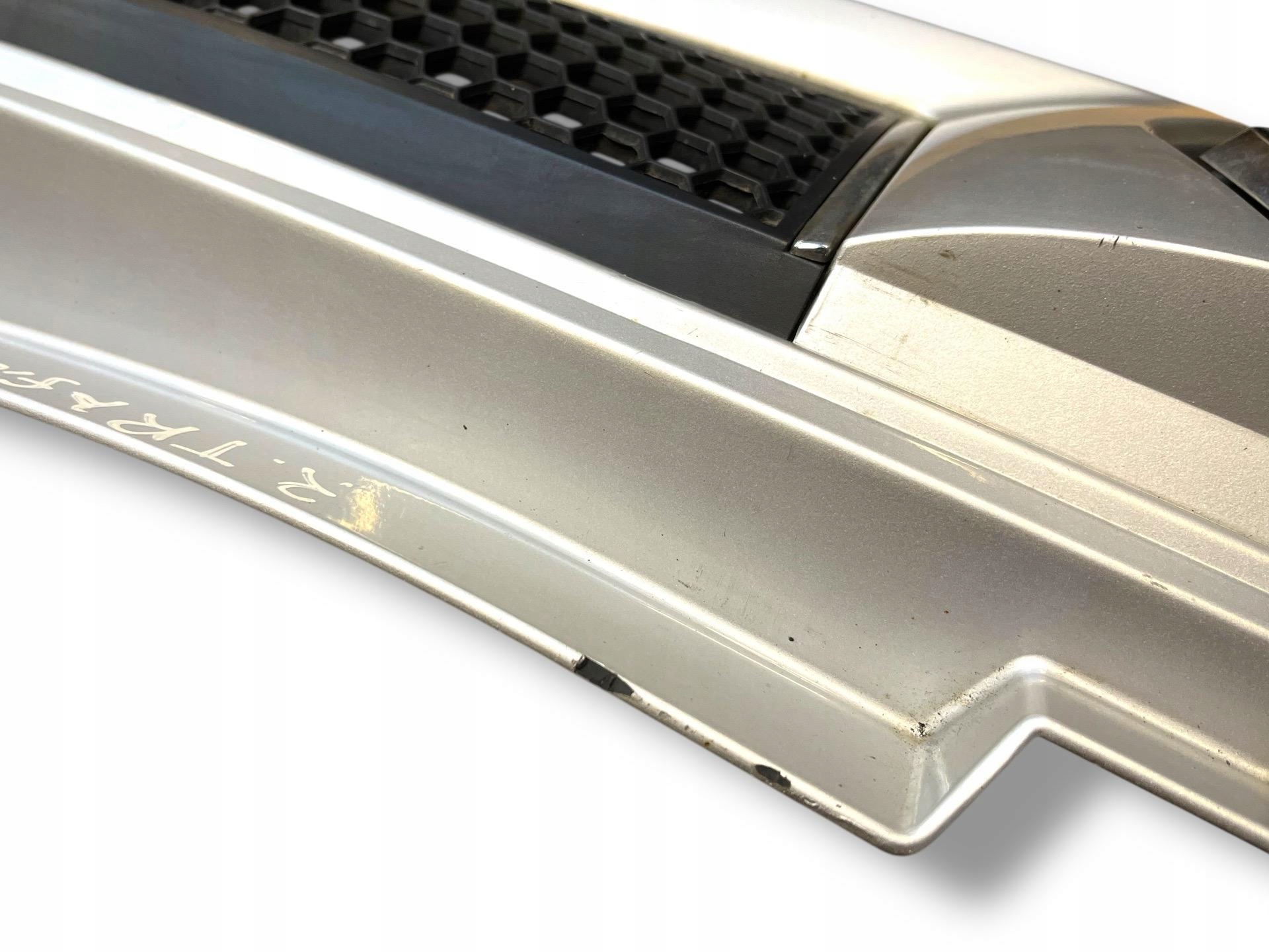 grille radiator Renault Trafic 2 2003 7700313438