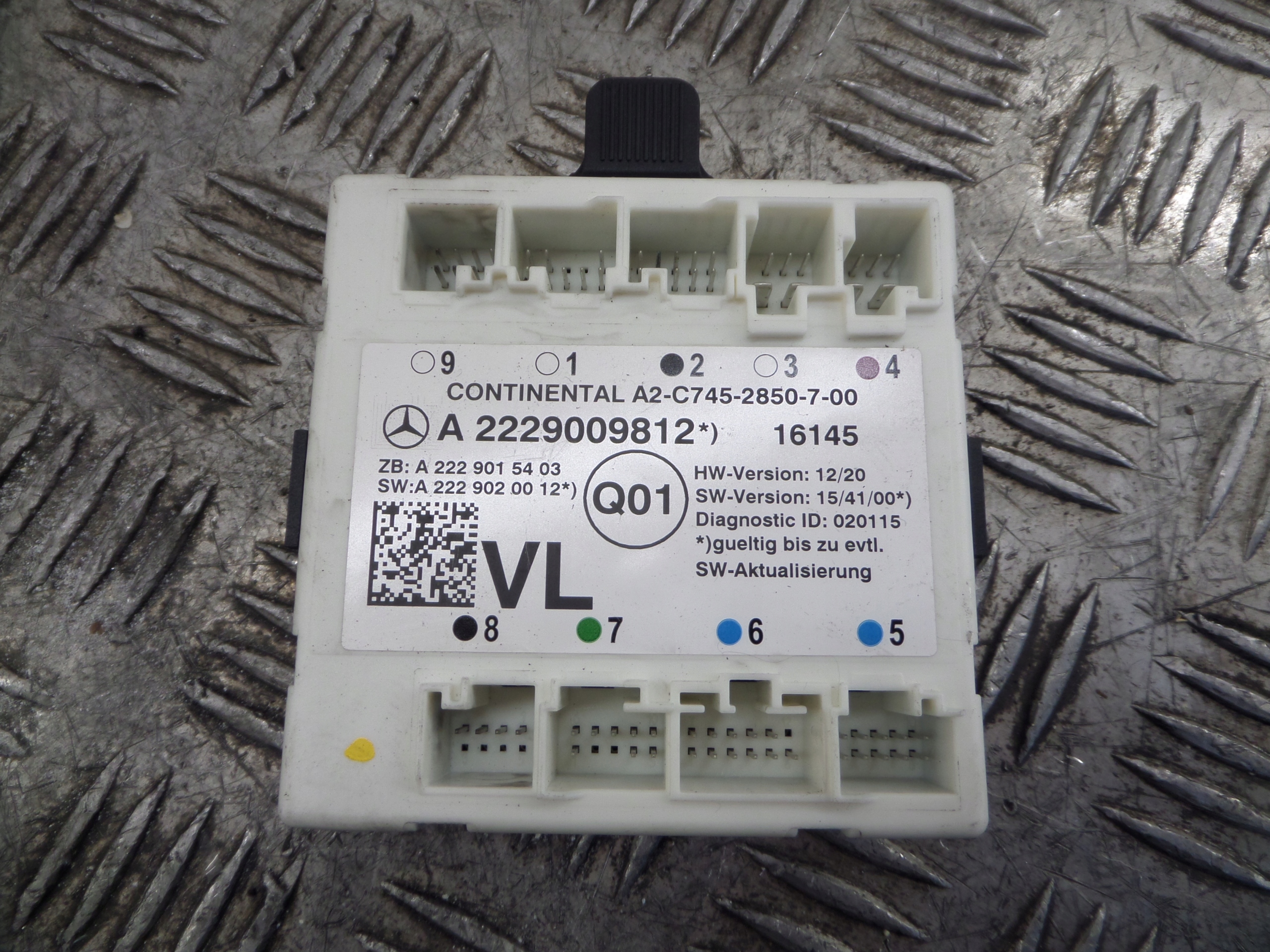 MERCEDES C-KLASA W205 module control unit door front left A2229009812