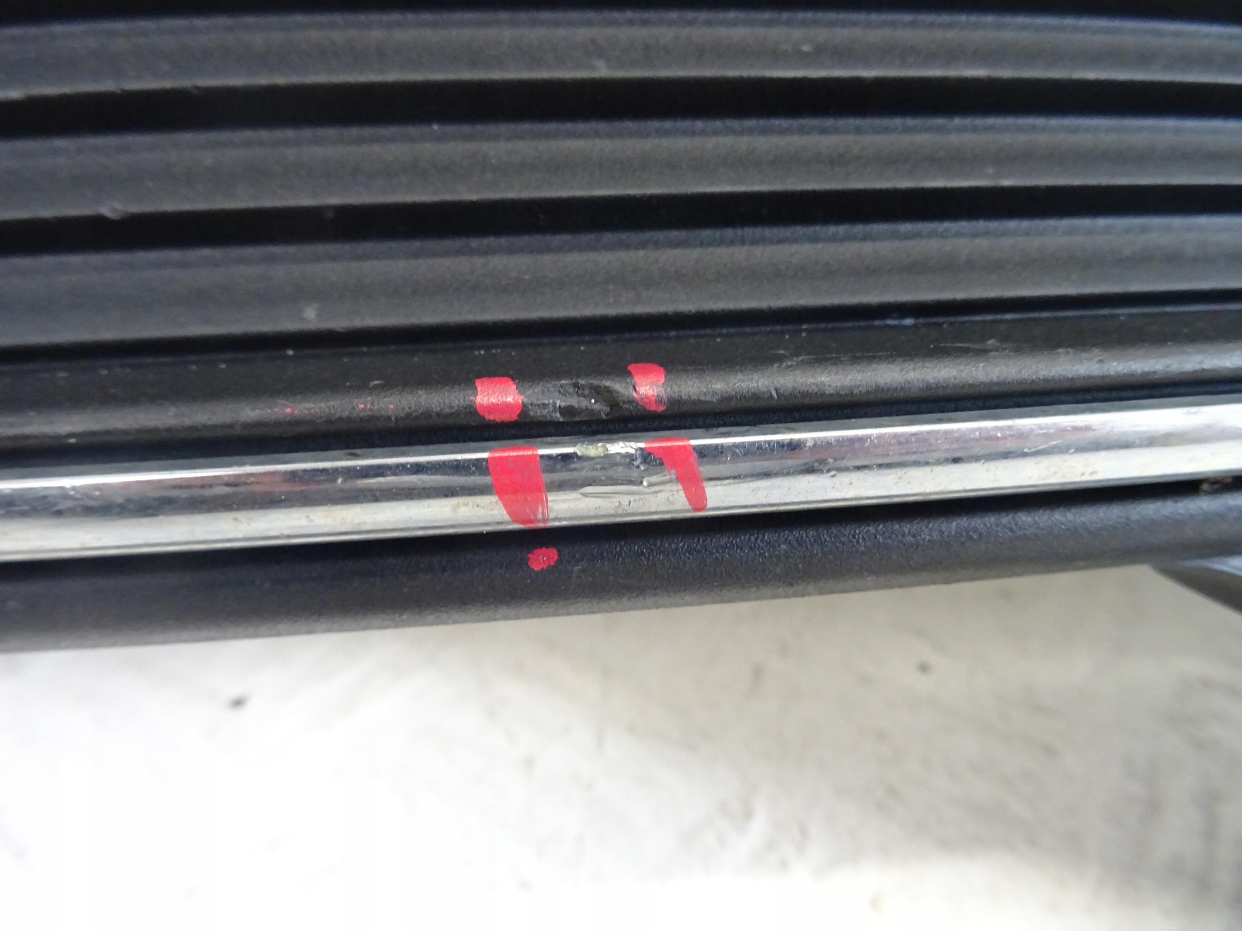grid of a bumper front front left AUDI A3 8V 8V3807681A