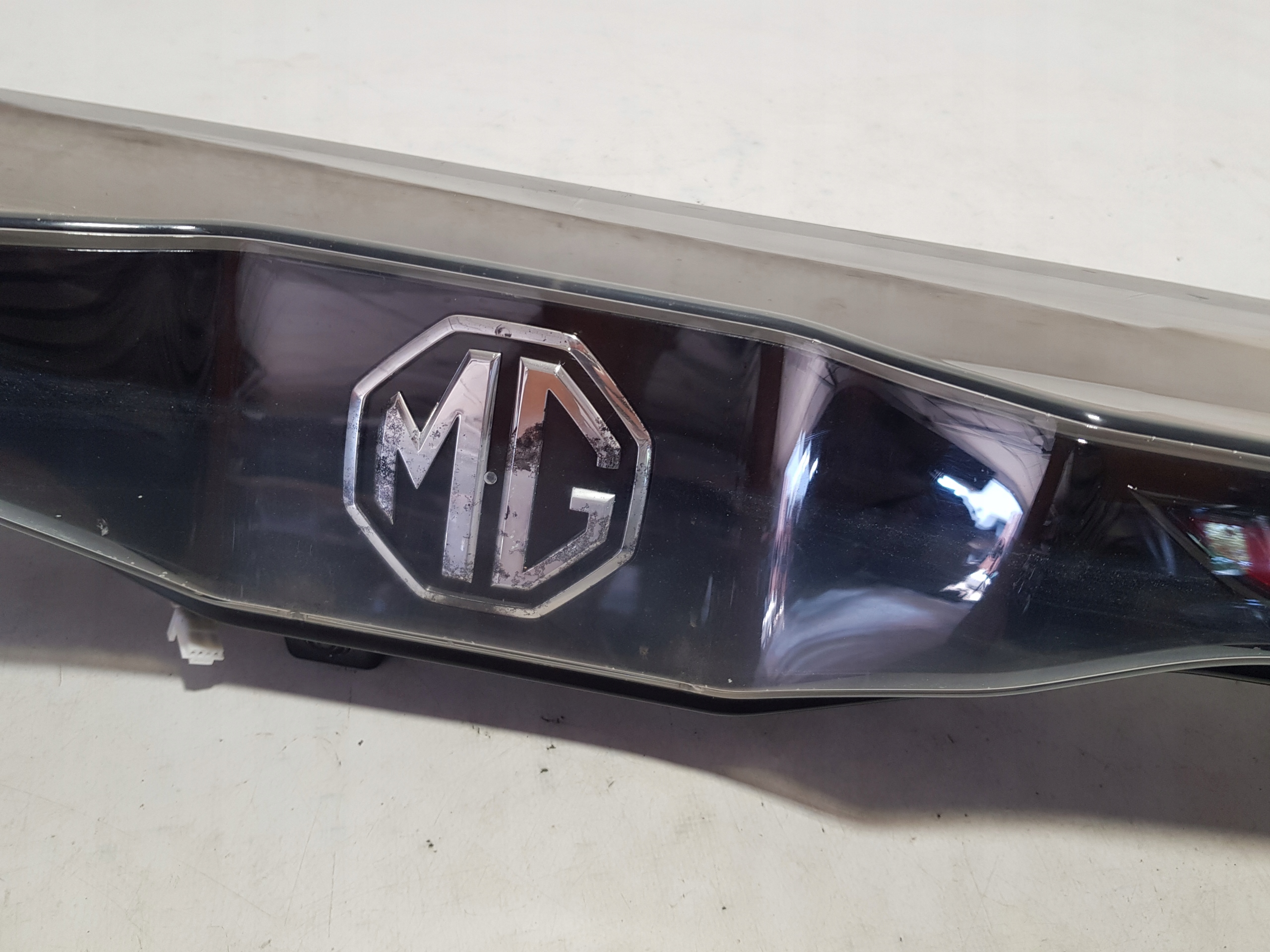 MG4 MG 4 light rear rear part central cap KAMERA LED EUROPA SPOILER