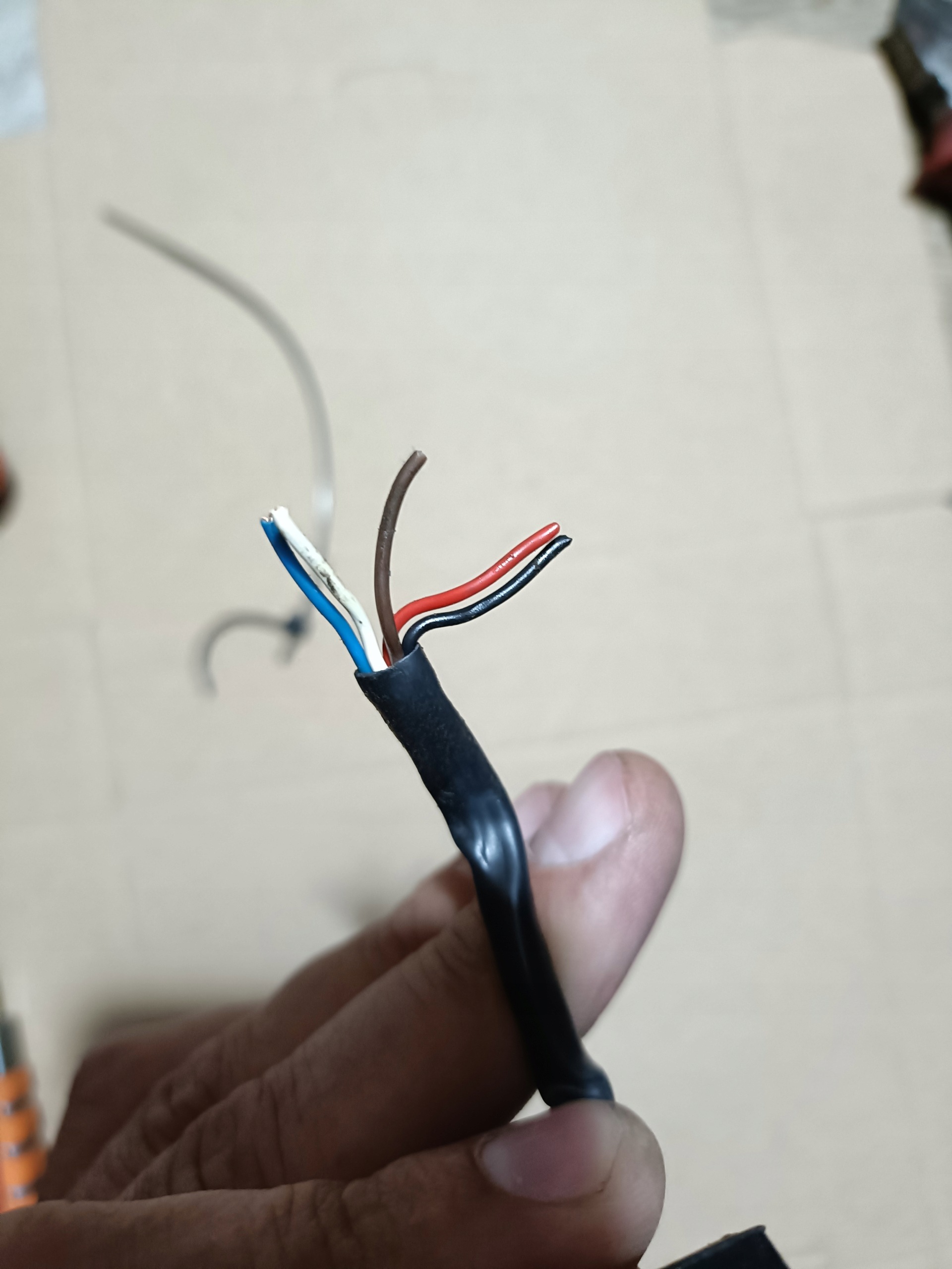 Centralka Bouton Diego 5 Pin