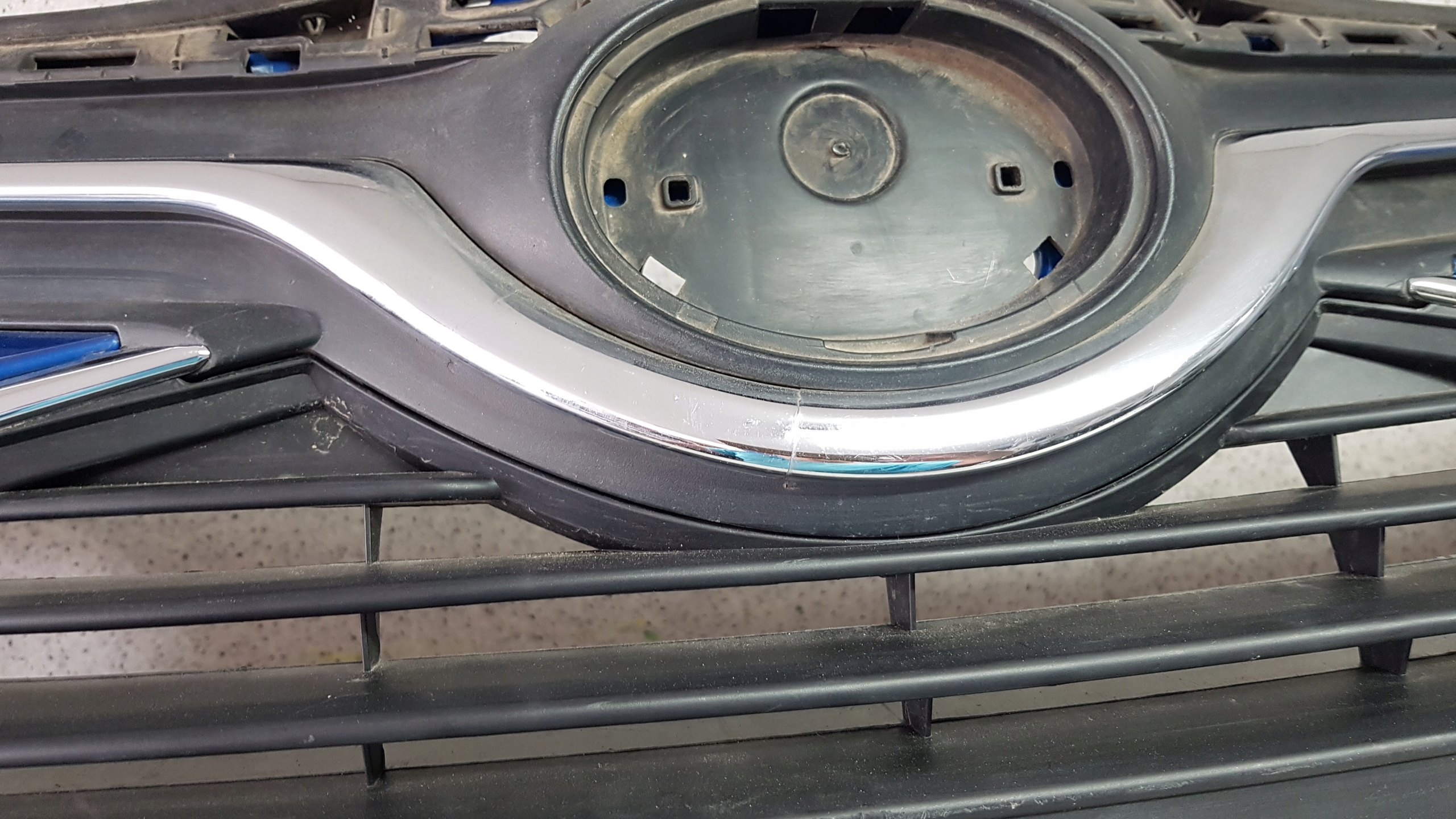 TOYOTA YARIS III 3 2014 - bumper front 3292