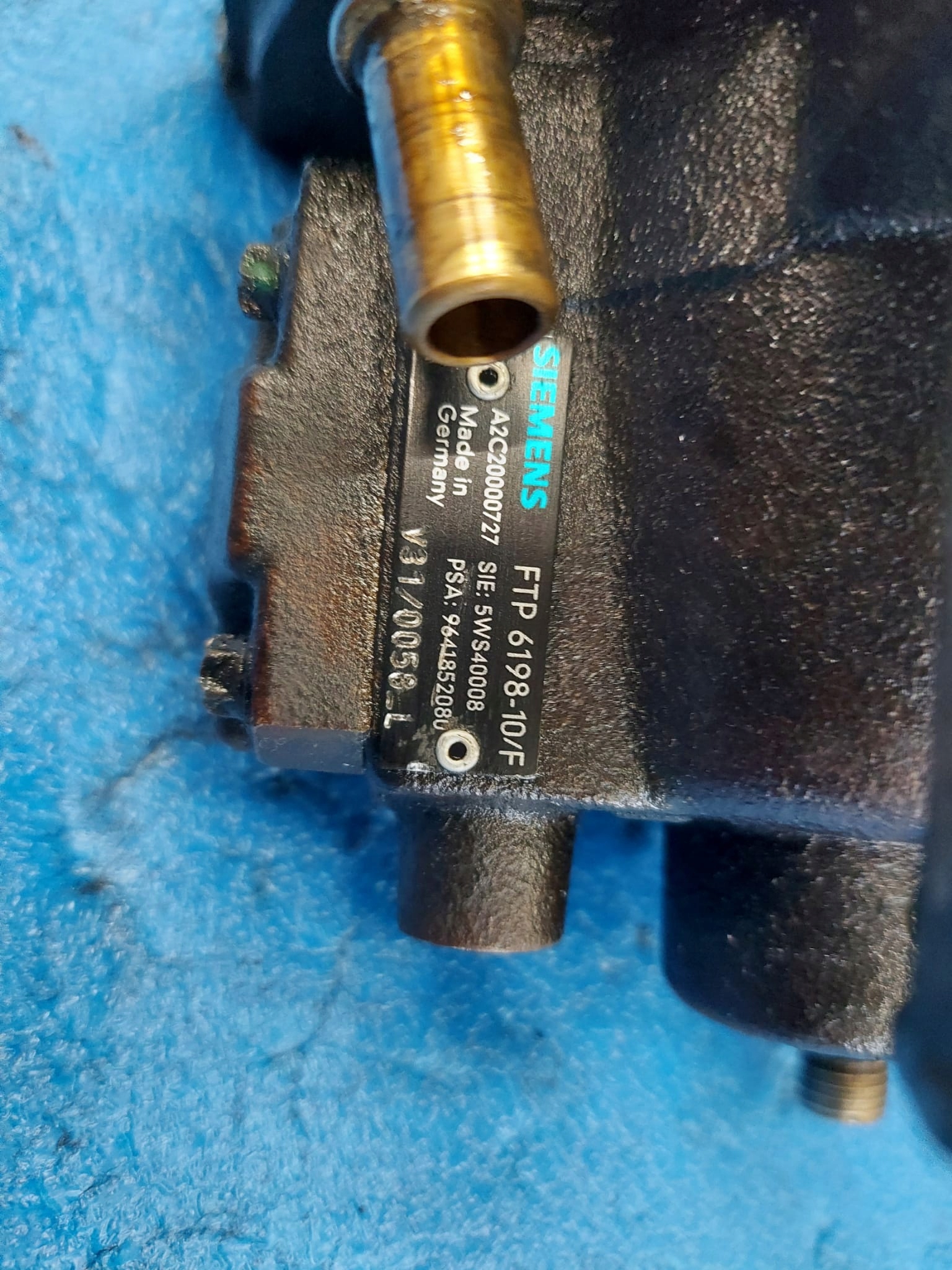 Einspritzpumpe CITROEN 1.4 HDI 9641852080