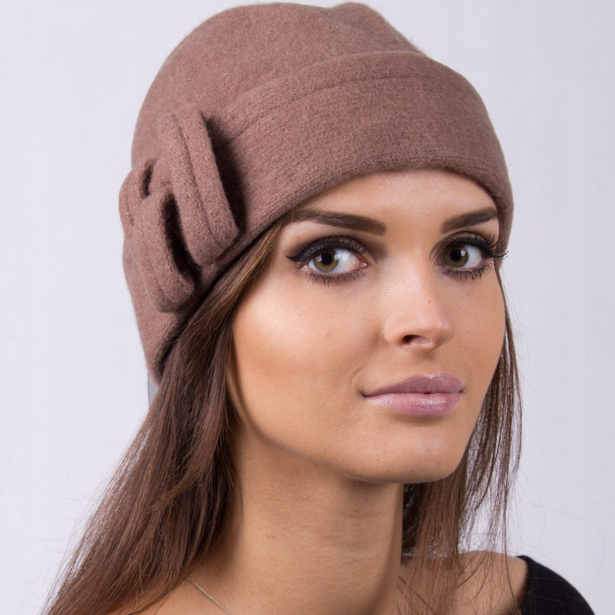

Czapka Ciepła Modna Likwidacja -80% H031BEŻ