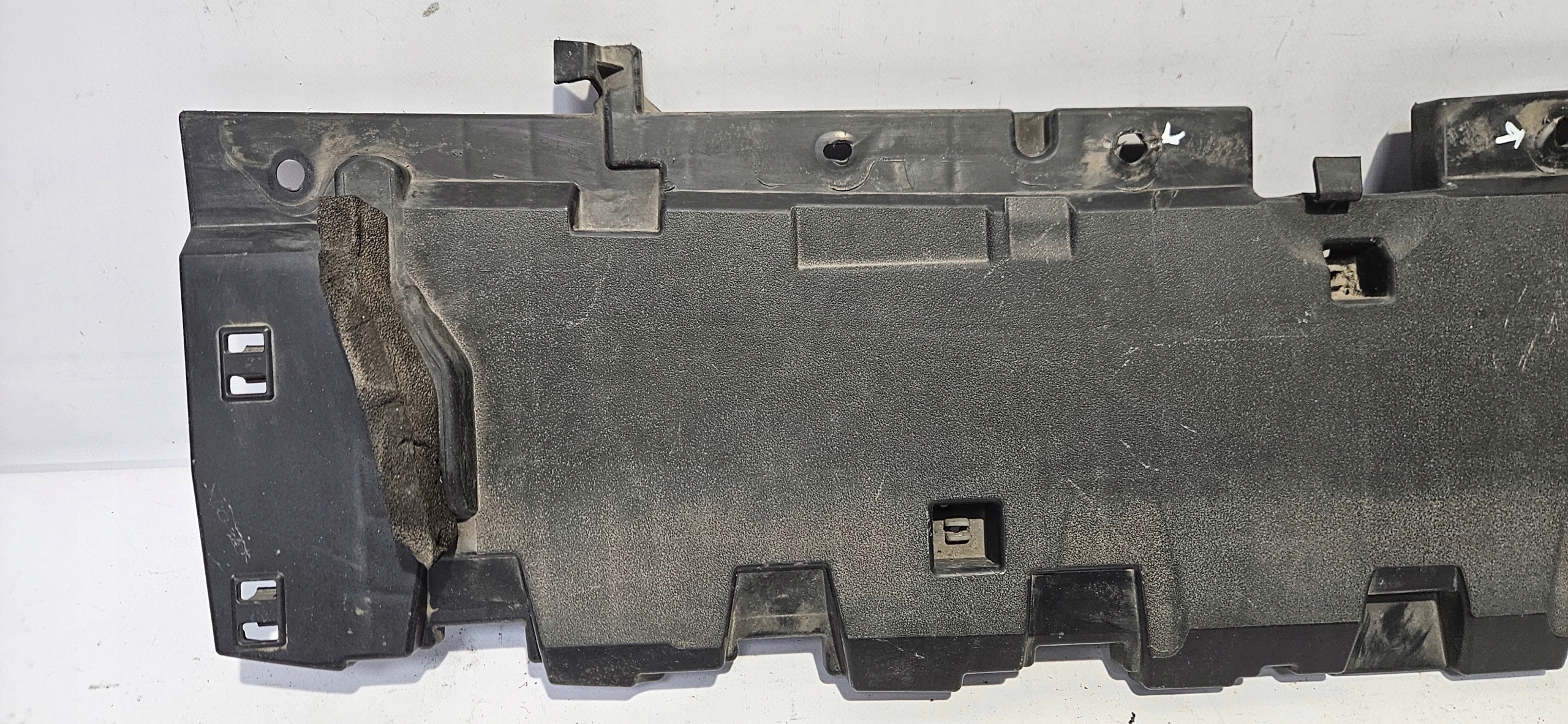 cover below bumper LEXUS LC 16- original