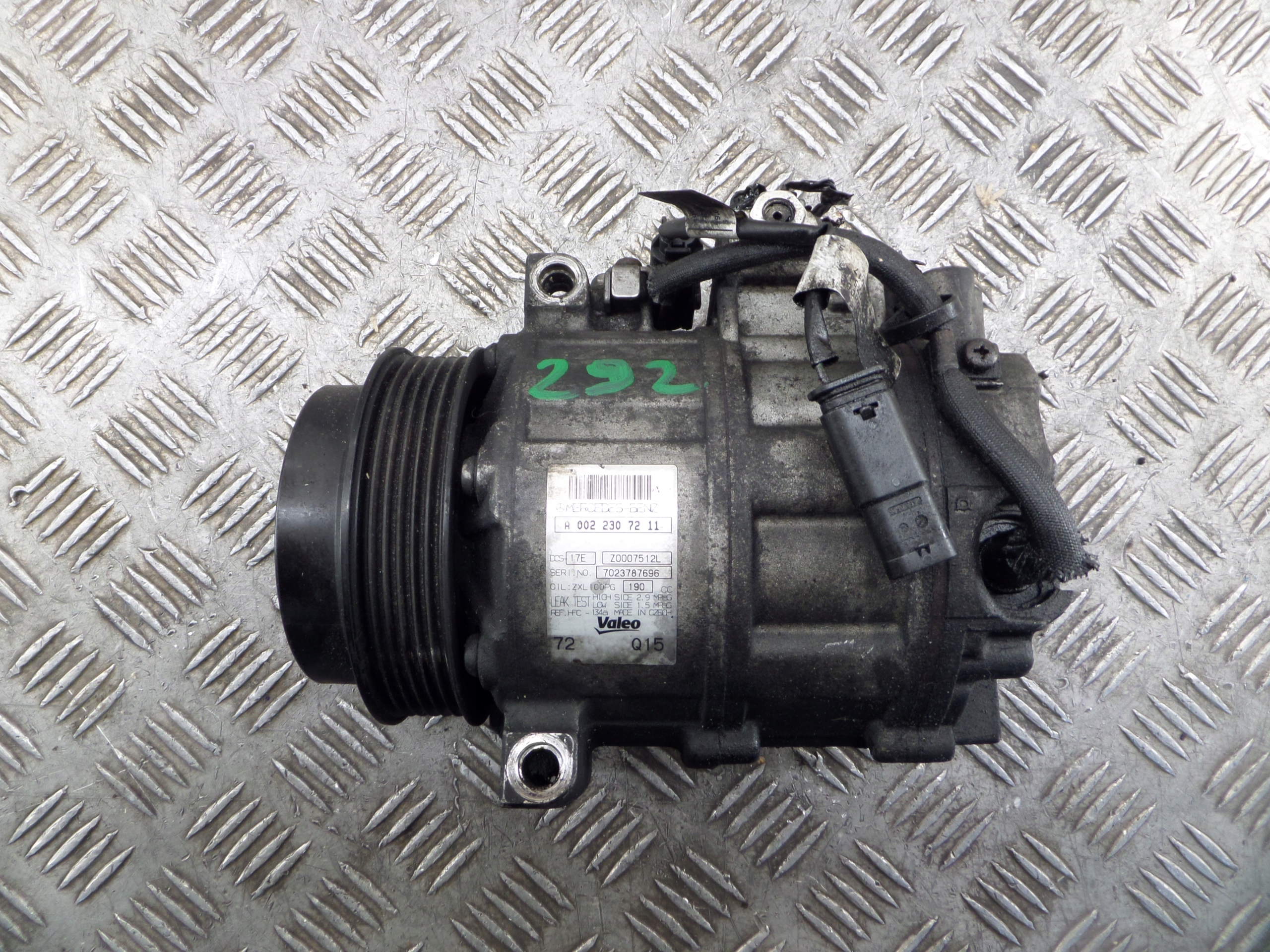 Mercedes-Benz OE A0022307211 0022307211