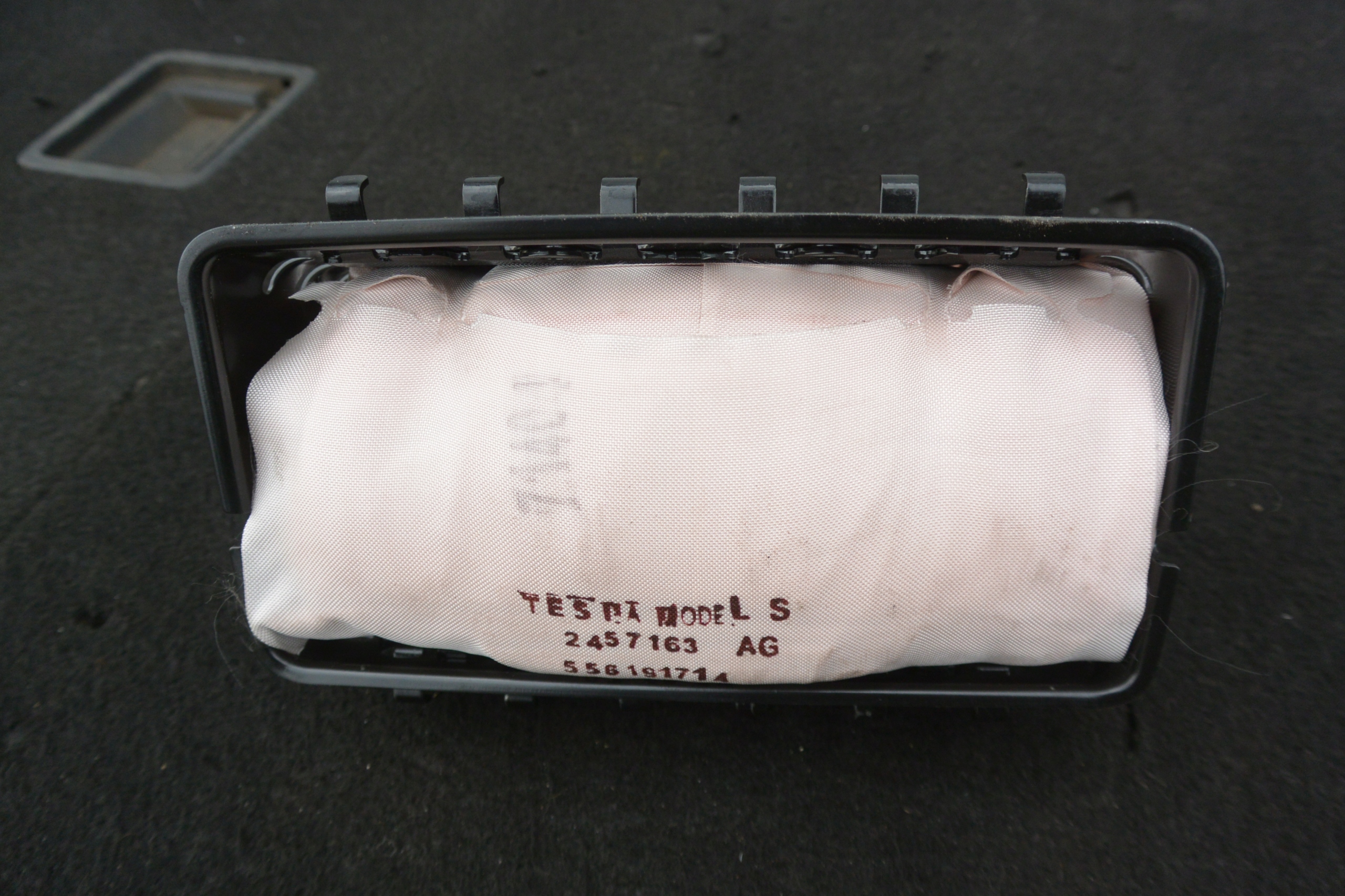 AIRBAG AIRBAG PASSAGER TESLA MODEL S 12-16