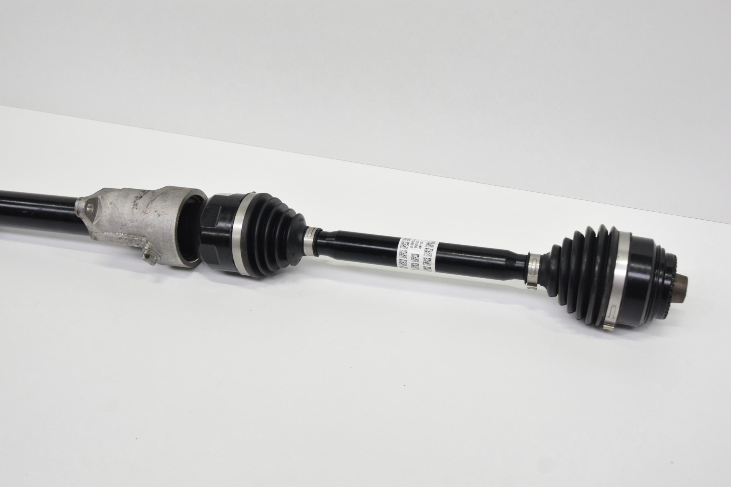 semi-axis right front BMW X1 U11 iX1 U11 eDRIVE 9884798