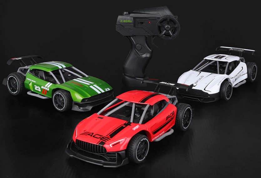 SAMOCHOD NA RADIO+ PAKIET  1305