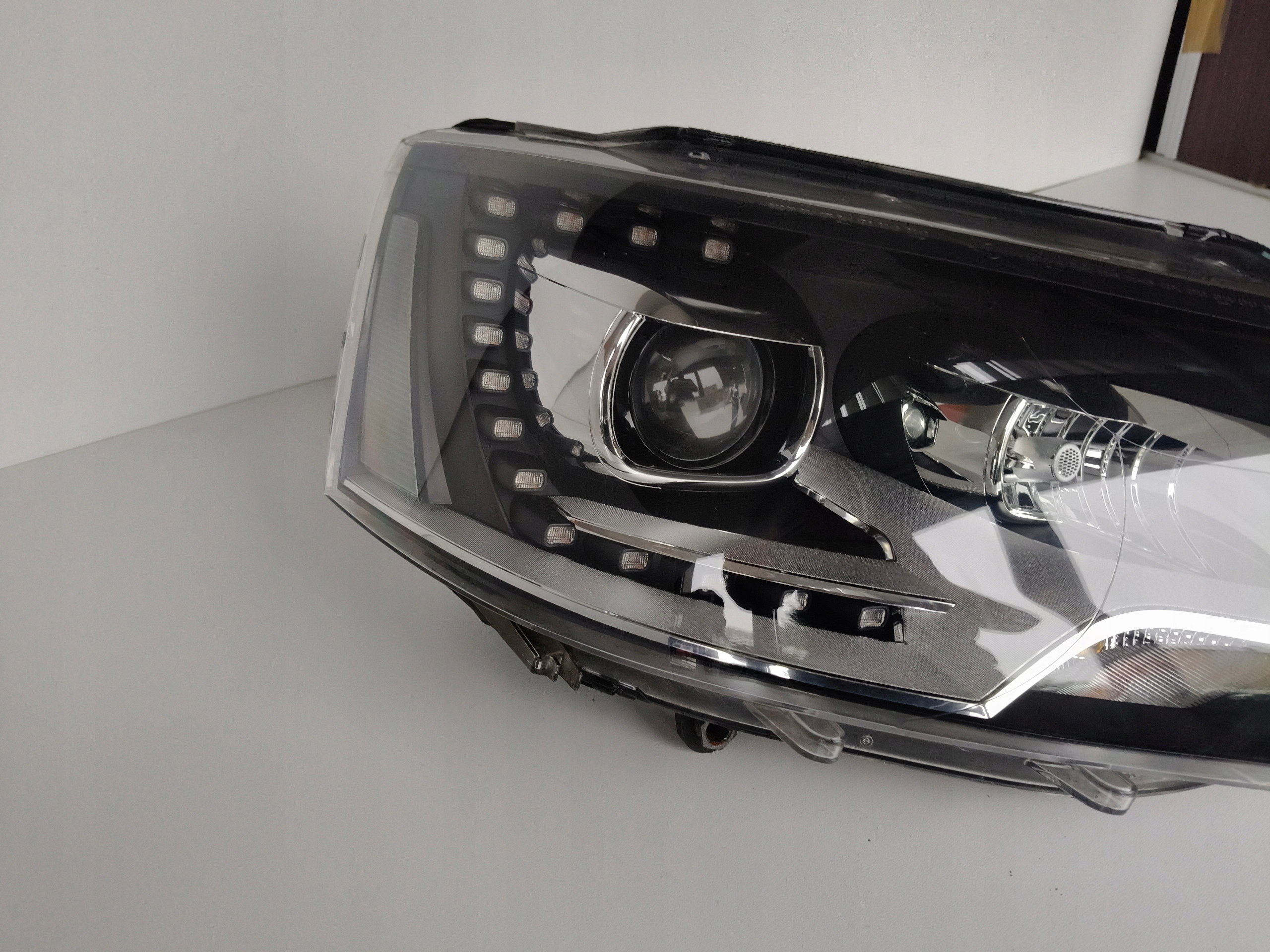 light right REFLEKTOR VW T5 7E 7E0 09-15 LIFT XENON LED