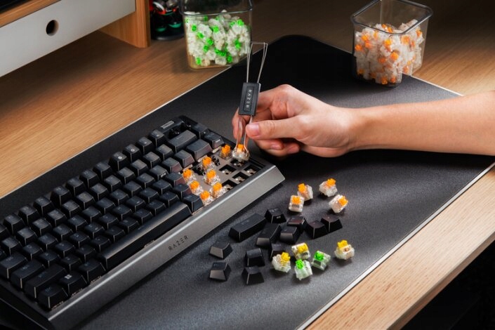 Razer Klawiatura Gamingowa BlackWidow V4 75%, US, Hot-swap — 13