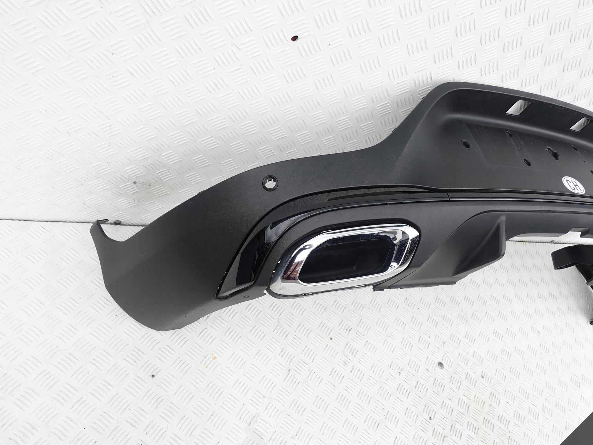 MERCEDES GLC C253 AMG LIFT 19- ZDERZAK SPOILER TYŁ Strona zabudowy tył