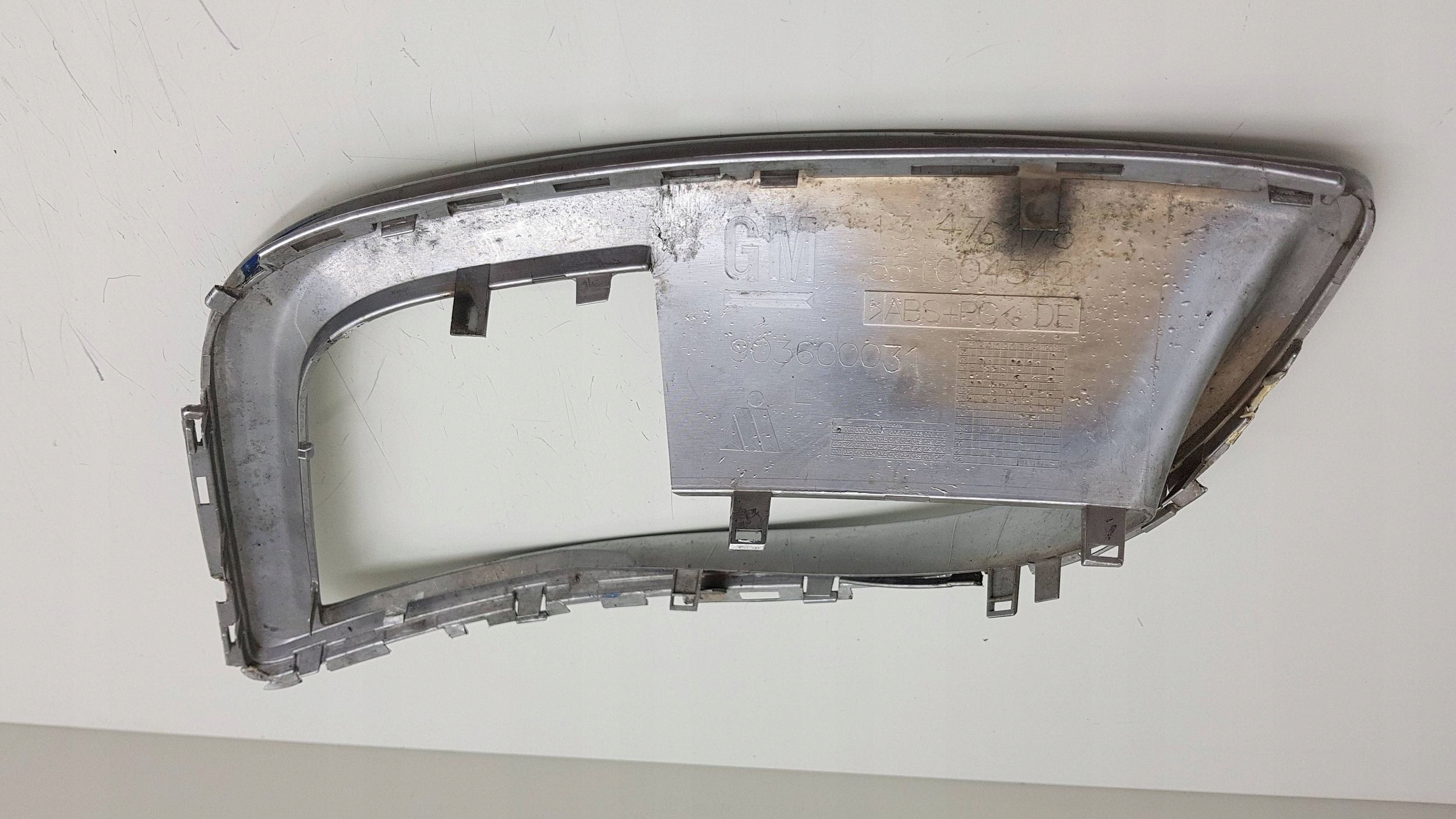 OPEL INSIGNIA A grid CHROM left bumper front 13476178