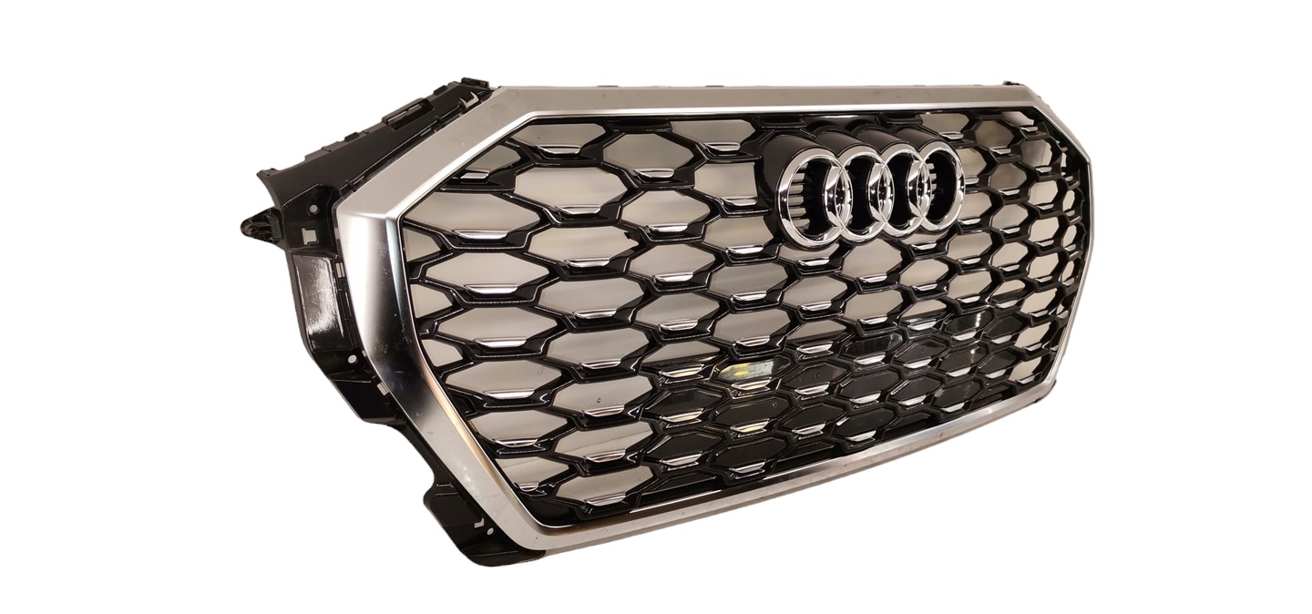 Audi Q3 SPORTBACK s решетка радиатора 83F853651