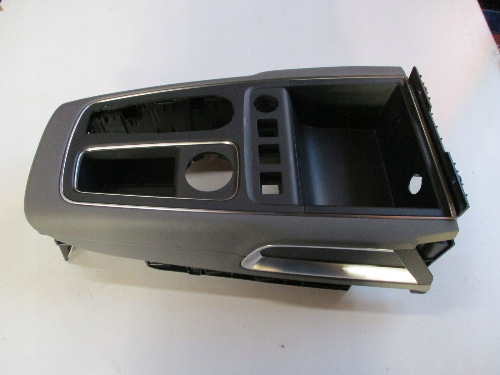 Тоннель CITROEN C5 AIRCROSS 9822551480