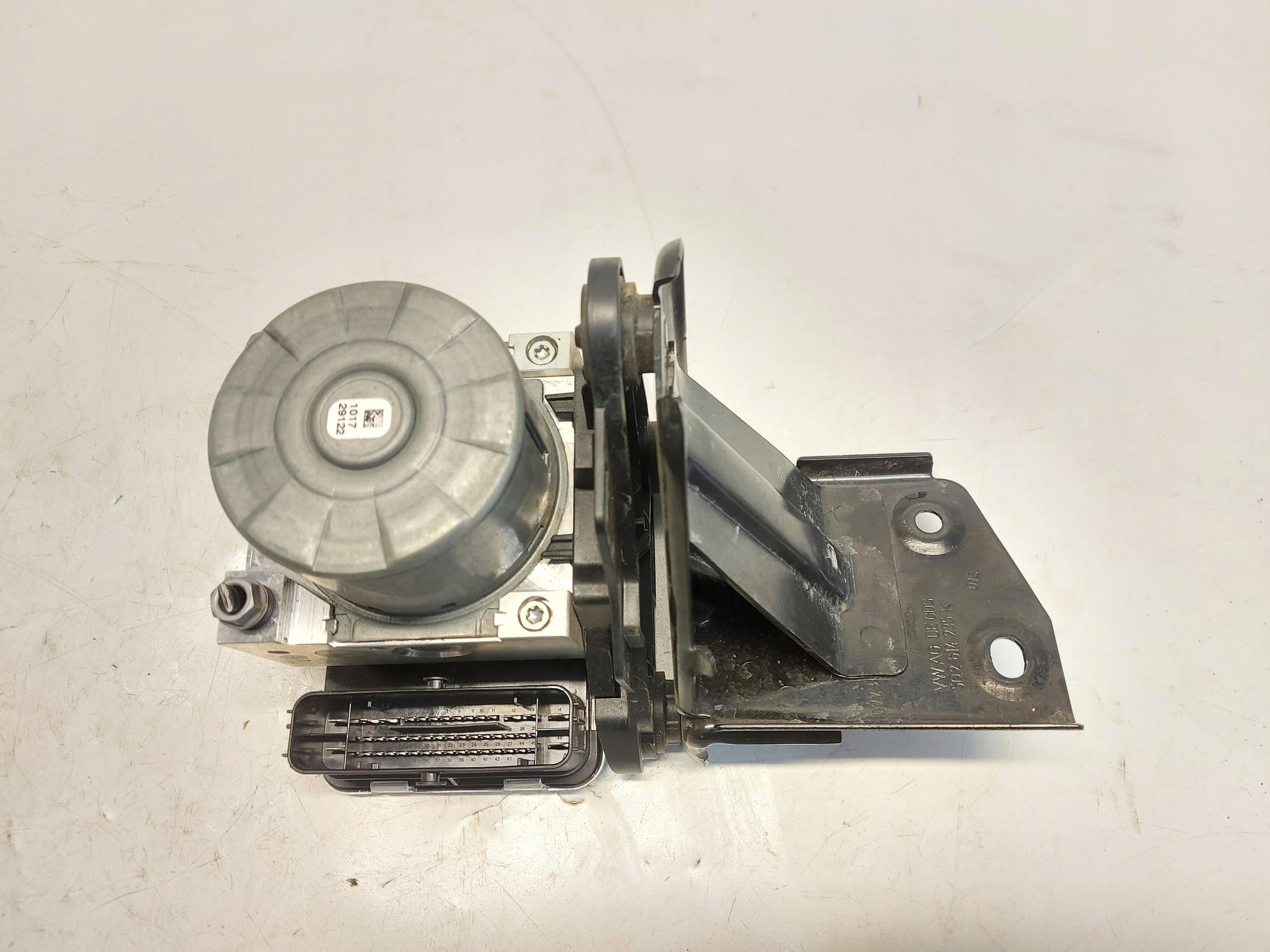 Audi RSQ3 Q3 83A 2022r pump ABS brake 83A907379