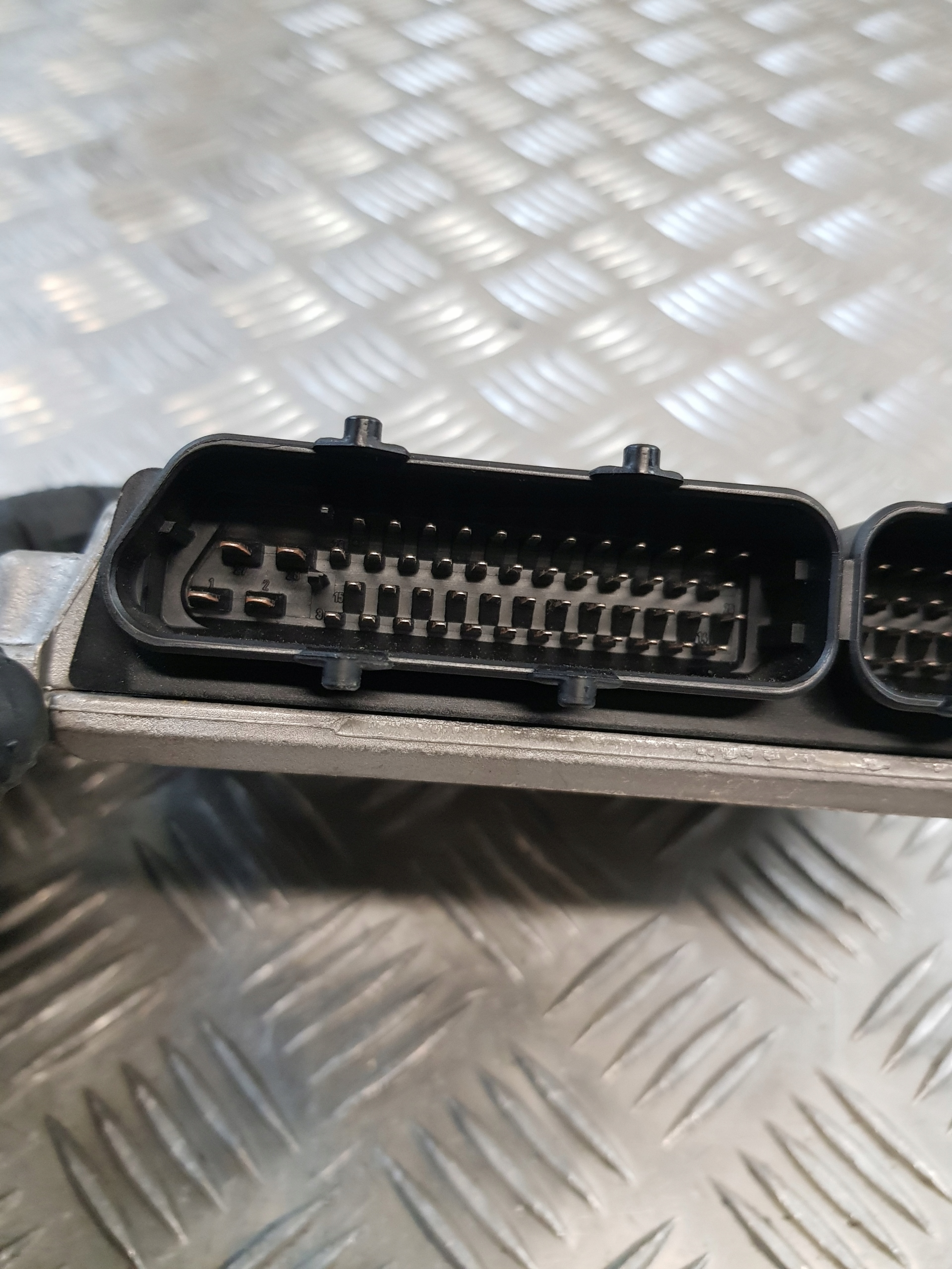 control unit of the engine 038906018FE VW PASSAT B5 1.9TDI EU