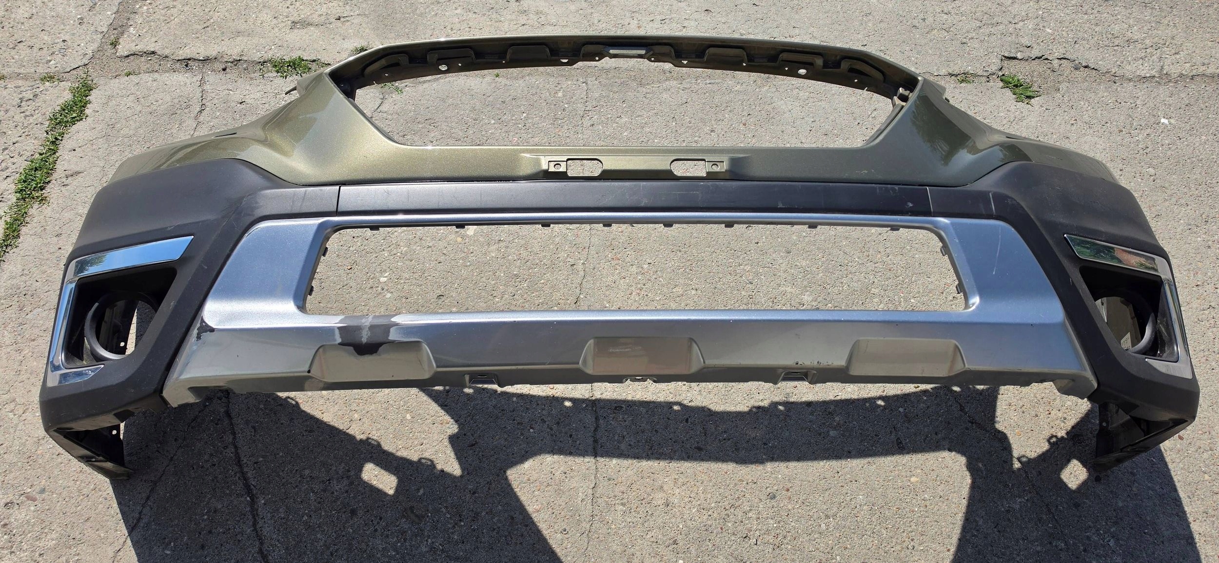 Subaru Outback 6 VI (BT) 57704AN020 front bumper
