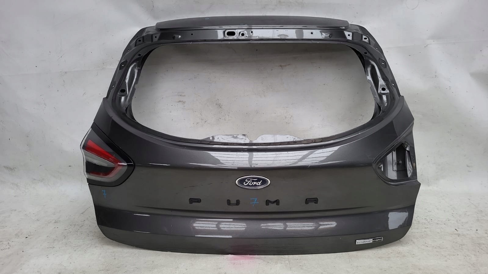 FORD PUMA 19-> trunk door boot rear part rear light left rear part