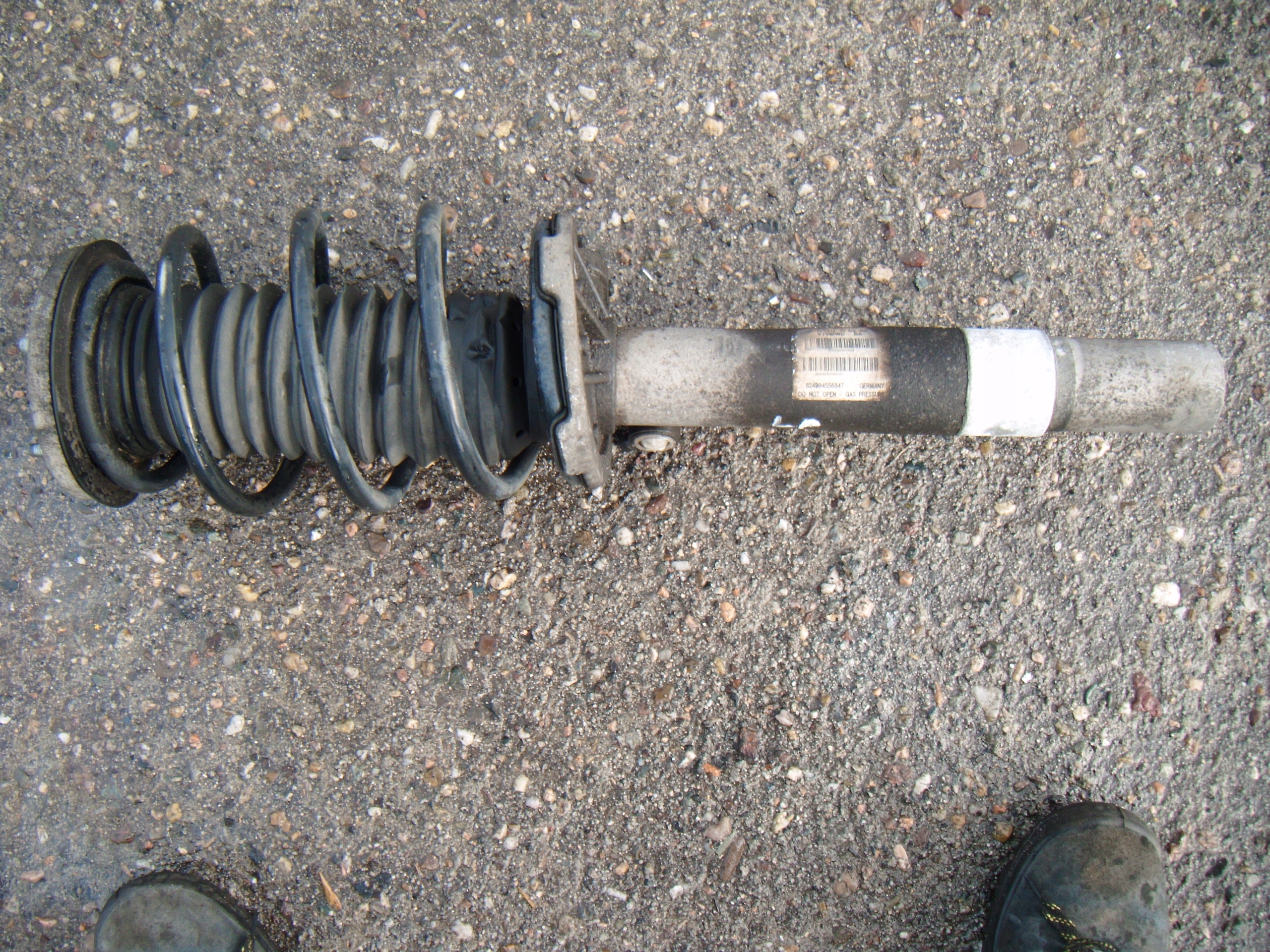 BMW 7 E65 E66 AMORTYZATOR + SPRĘŻYNA LEWY PRZÓD 3131 6752597 / 3131 6786531