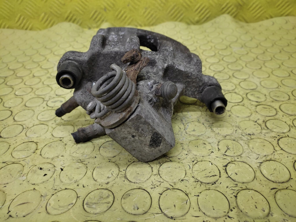 MAZDA 3 caliper right rear part